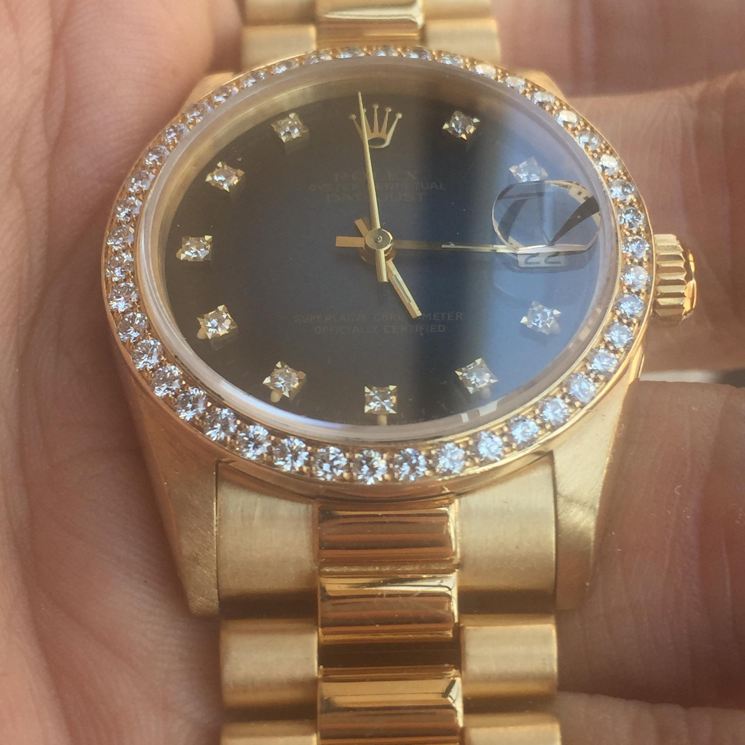 Rolex Gold Datejust Factory Diamond Dial and Bezel Model 68288 Box and Papers In Excellent Condition For Sale In West Hollywood, CA