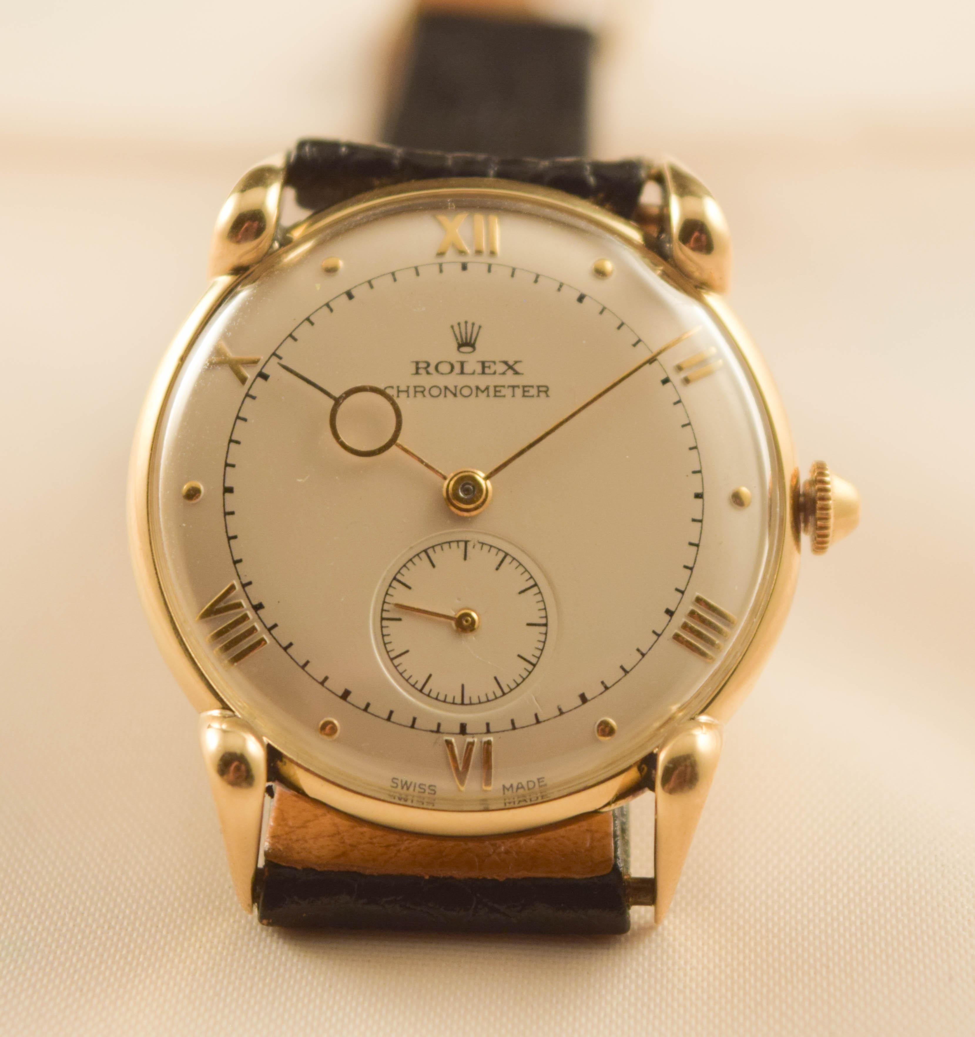 Women's or Men's Rolex Important and extremely rare solid 18 k gold cased vintage watch For Sale