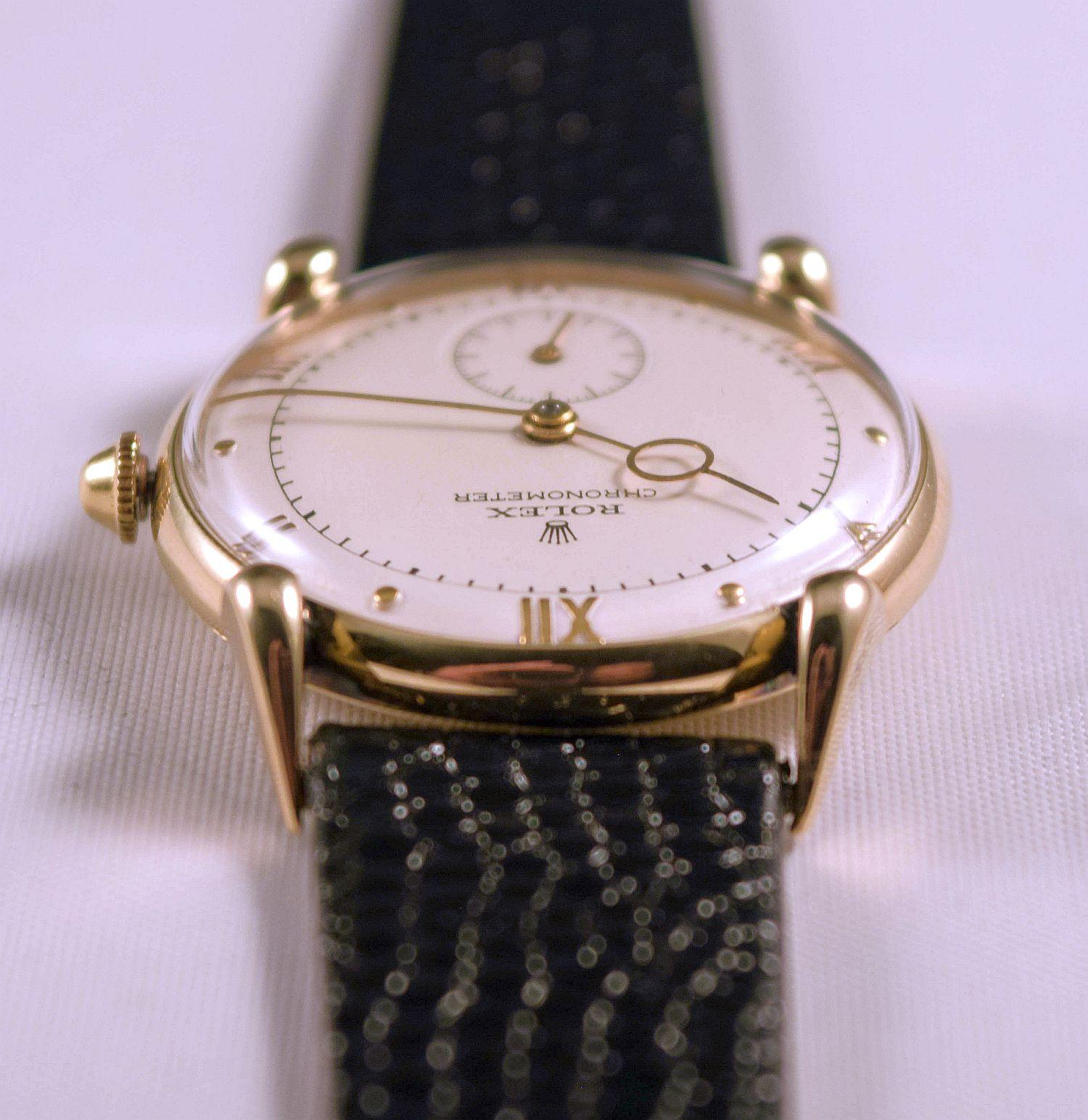 Rolex Important and extremely rare solid 18 k gold cased vintage watch For Sale 10