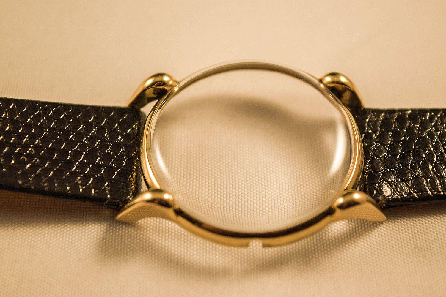 Rolex Important and extremely rare solid 18 k gold cased vintage watch For Sale 8