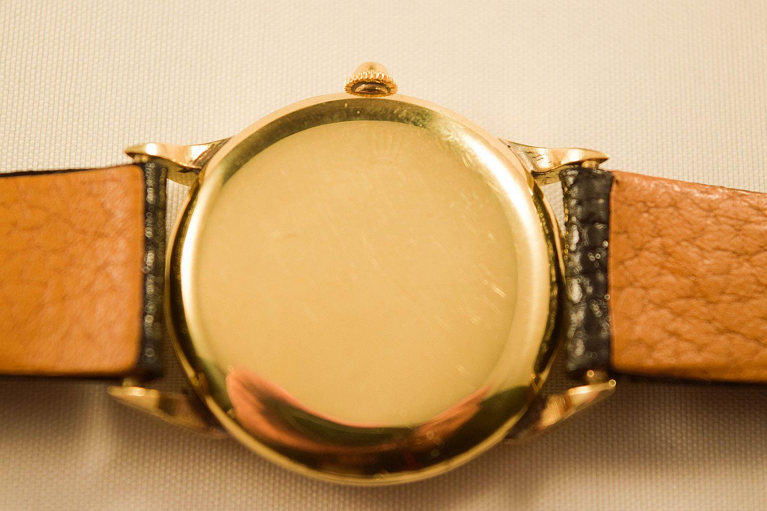 Rolex Important and extremely rare solid 18 k gold cased vintage watch For Sale 12