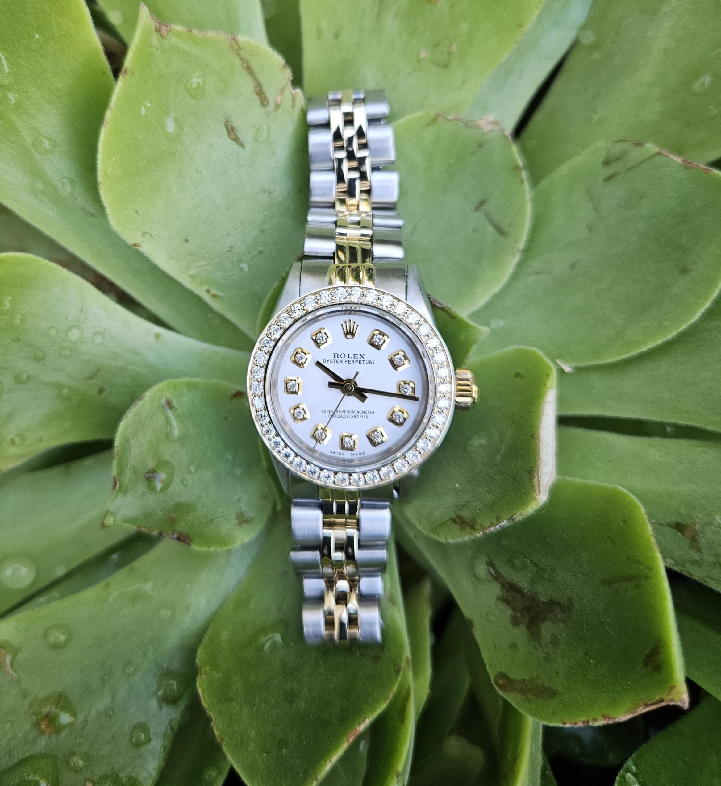 Rolex Ladies 25mm Oyster Perpetual White Diamond two-tone Jubilee In Good Condition For Sale In San Fernando, CA