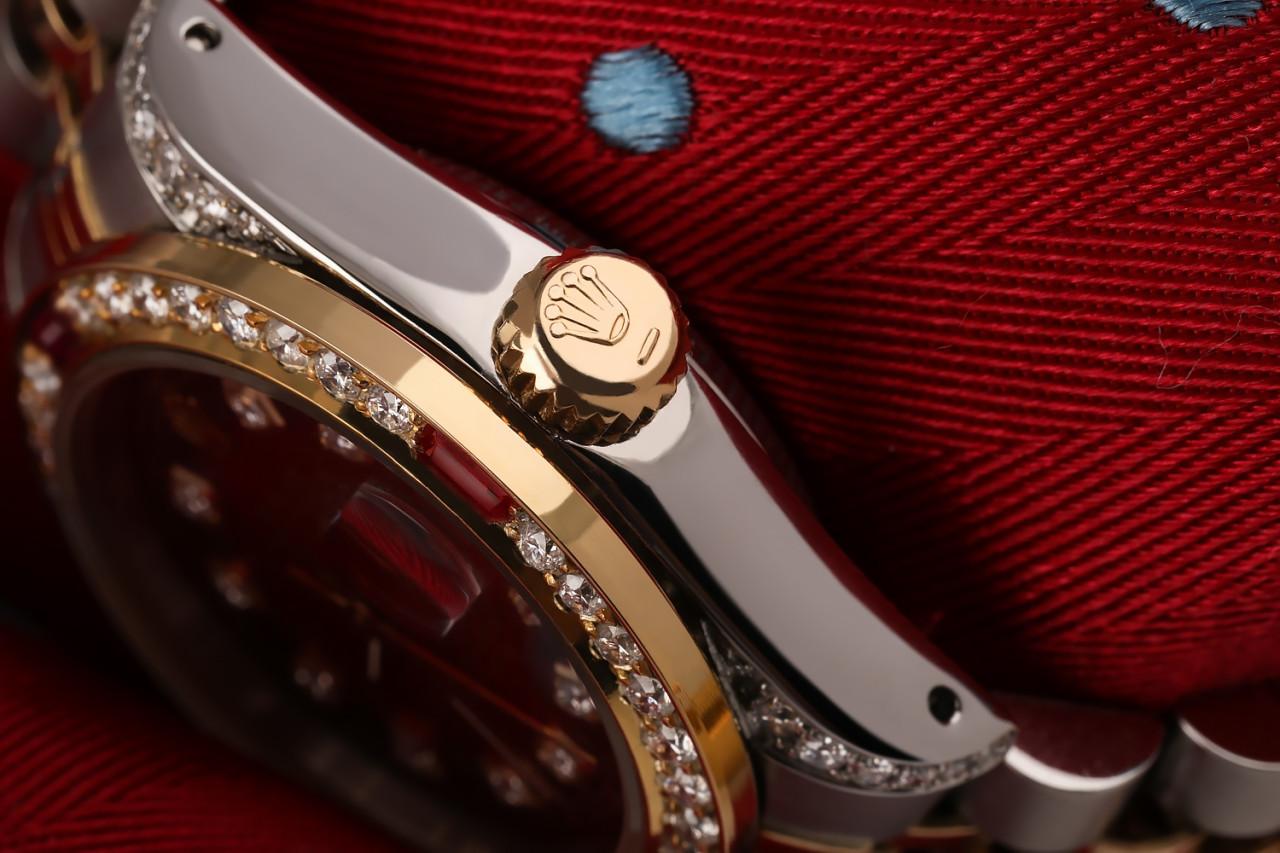 Rolex Montre Datejust 26 mm pour femme avec cadran rouge bicolore et cadran en diamant, 69173 en vente 1