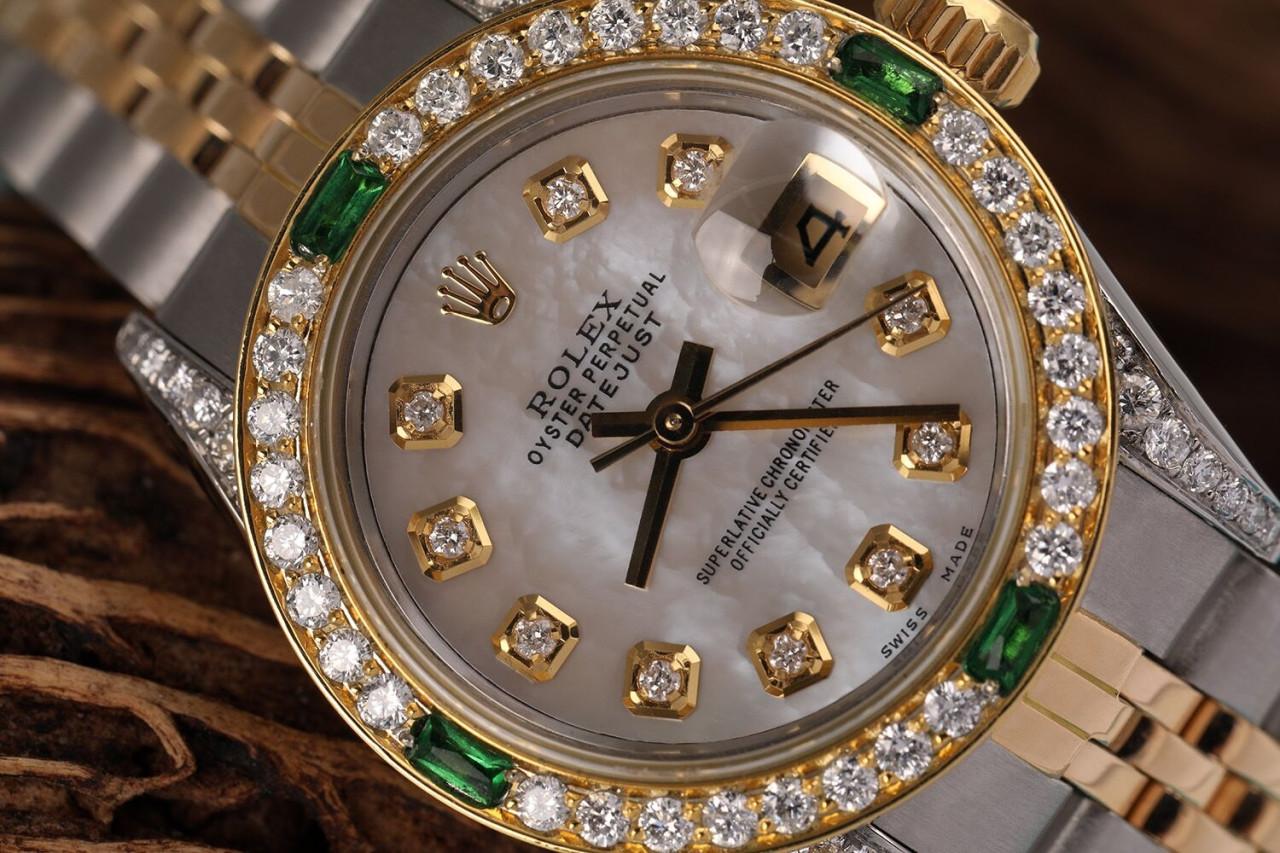 Rolex Damen 26mm Datejust Zweifarbige Jubiläums-Uhr mit weißem MOP Zifferblatt und Diamant-Lünette im Angebot 1