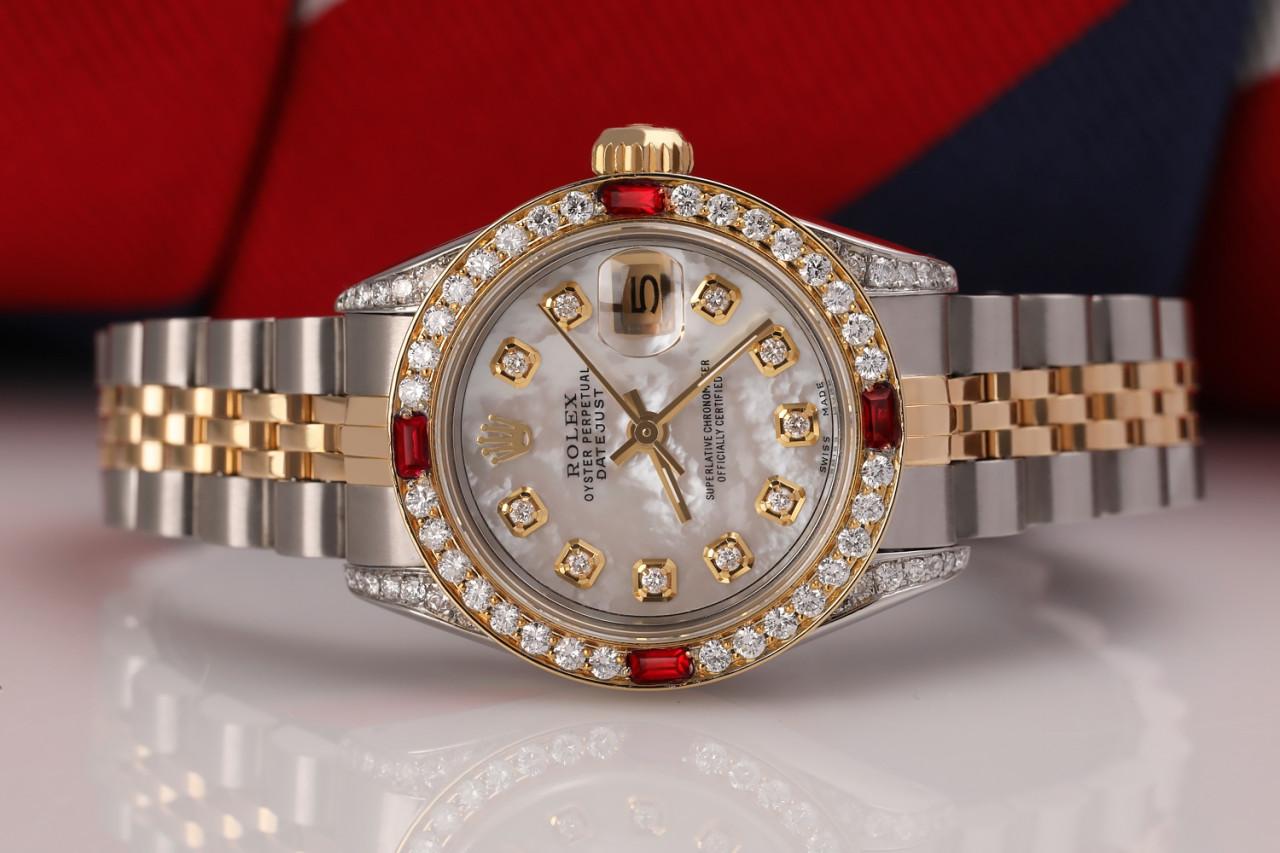 Rolex Montre Datejust bicolore avec cadran MOP blanc et diamants et rubis, pour femmes en vente 1