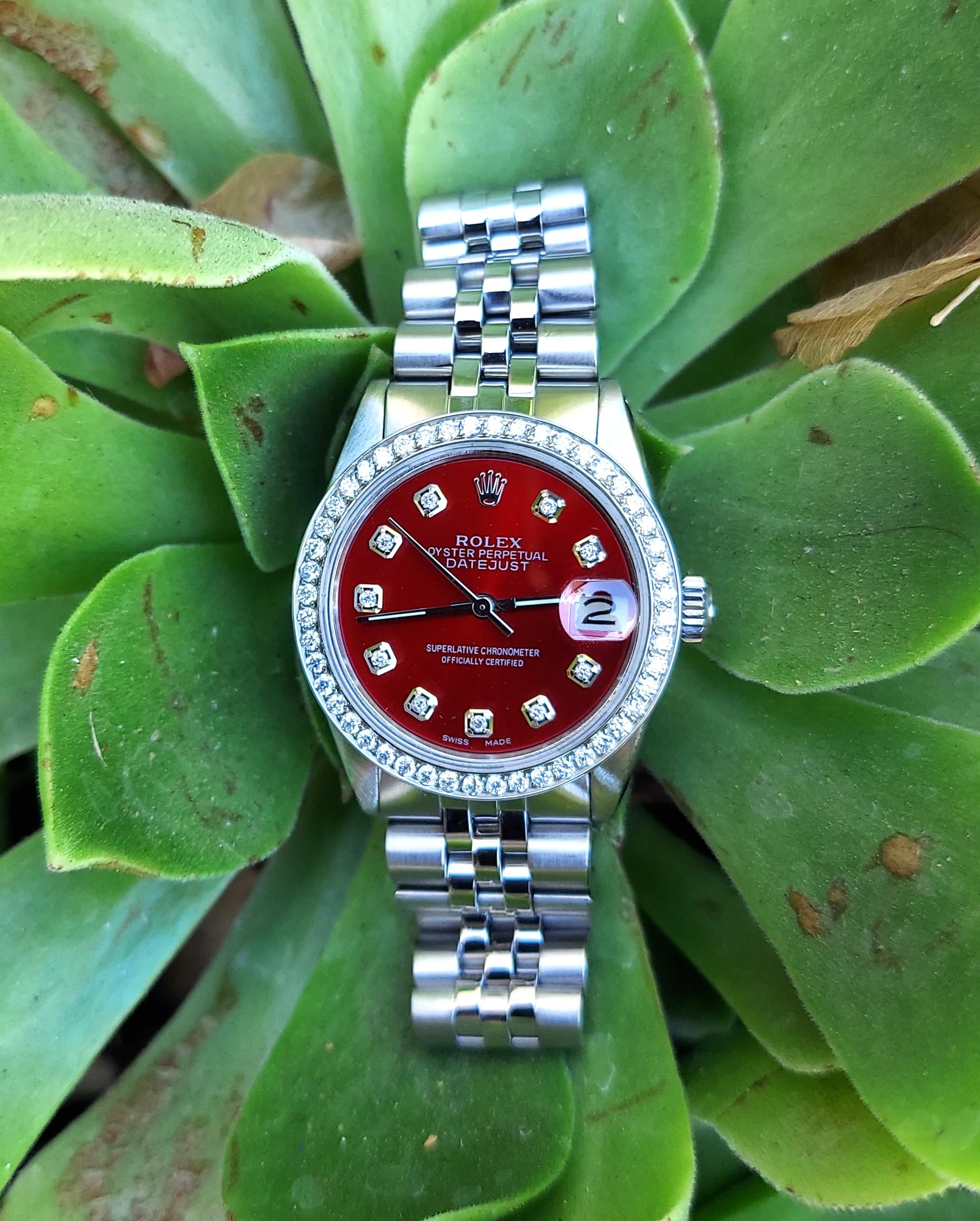 Rolex Ladies 31mm Datejust 68274 Red Diamond jubilee steel  In Good Condition For Sale In San Fernando, CA