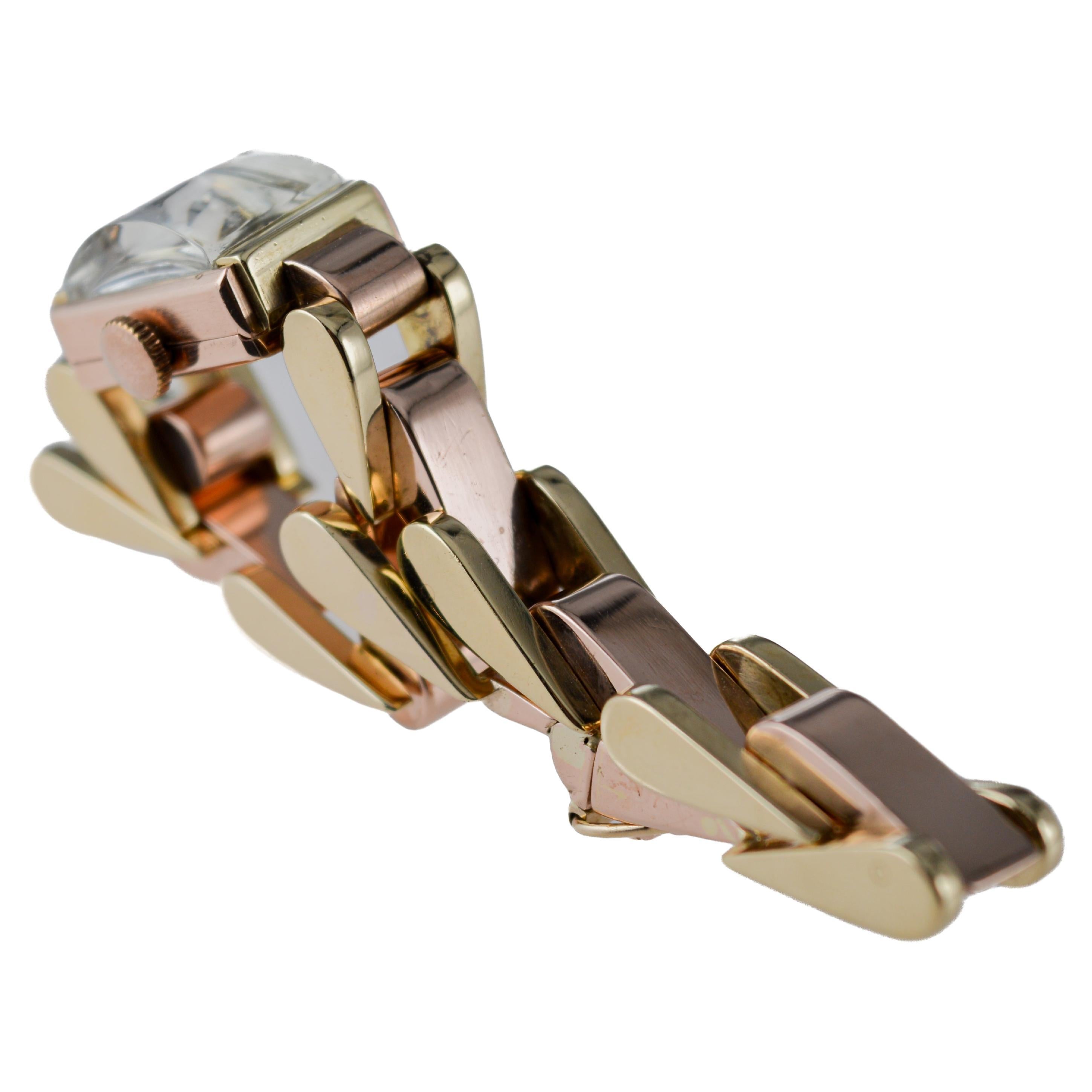 Raro reloj Rolex de señora Art Déco con brazalete de oro bicolor de 14 quilates, circa años 40 en venta 7