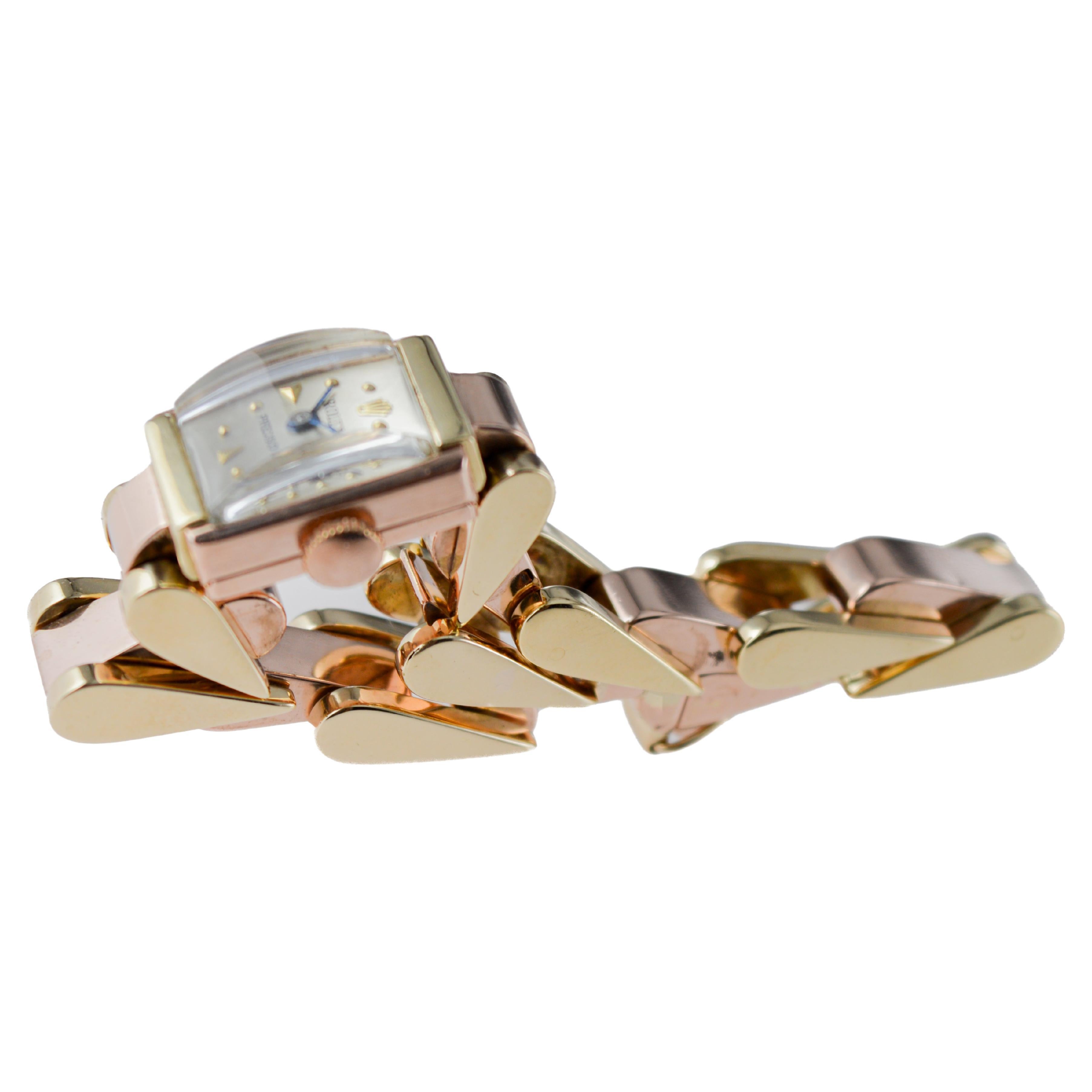 Raro reloj Rolex de señora Art Déco con brazalete de oro bicolor de 14 quilates, circa años 40 en venta 8