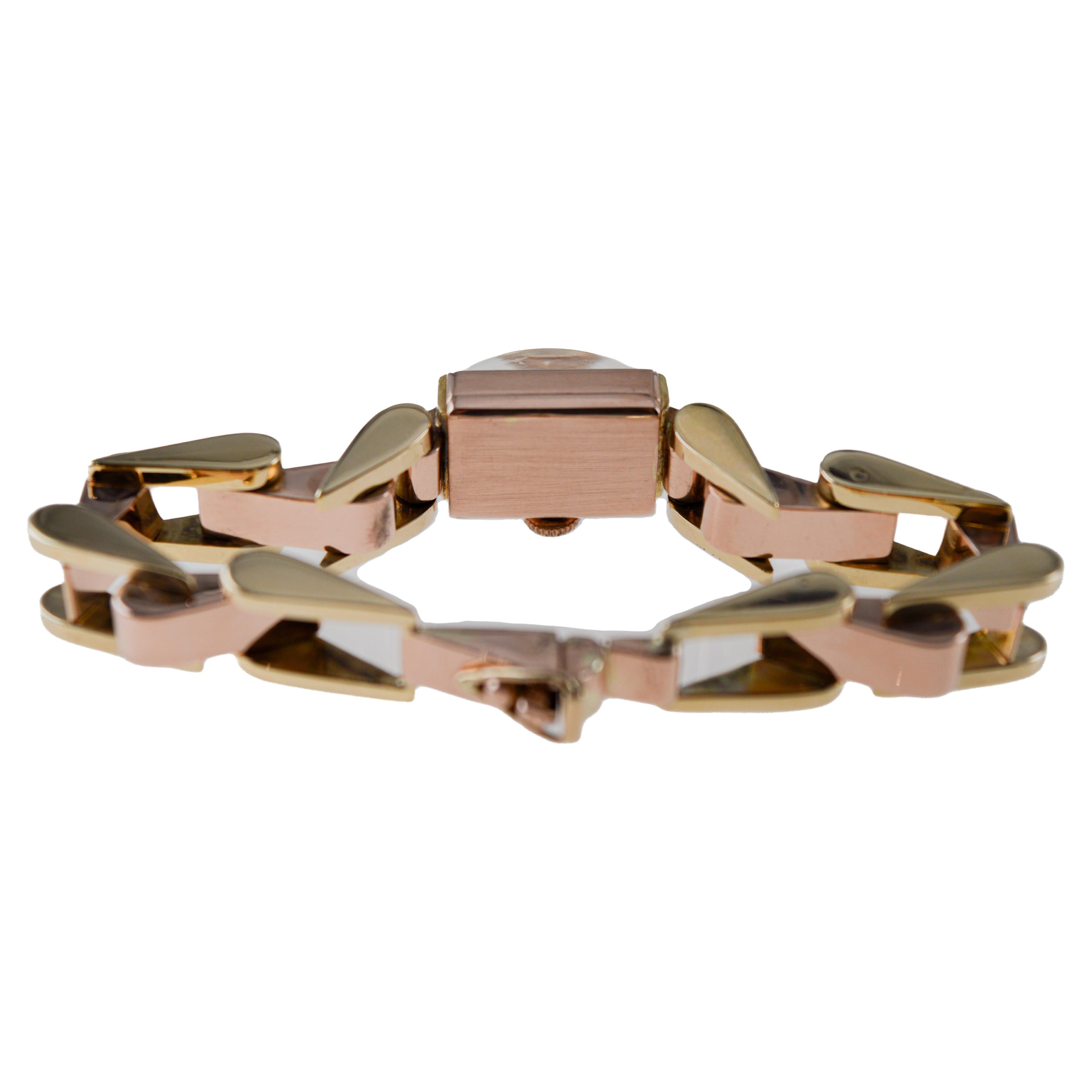 Raro reloj Rolex de señora Art Déco con brazalete de oro bicolor de 14 quilates, circa años 40 en venta 9