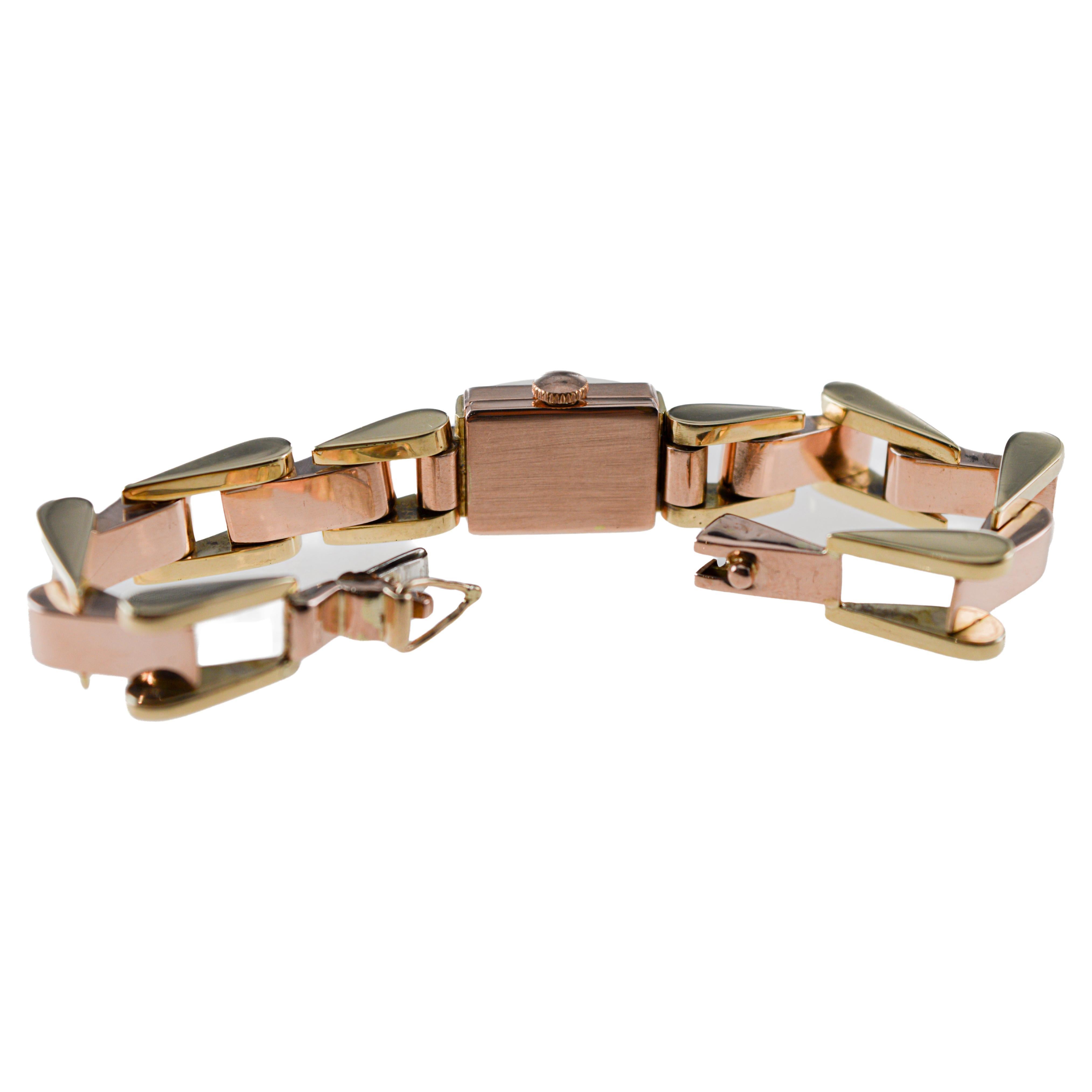 Raro reloj Rolex de señora Art Déco con brazalete de oro bicolor de 14 quilates, circa años 40 en venta 11