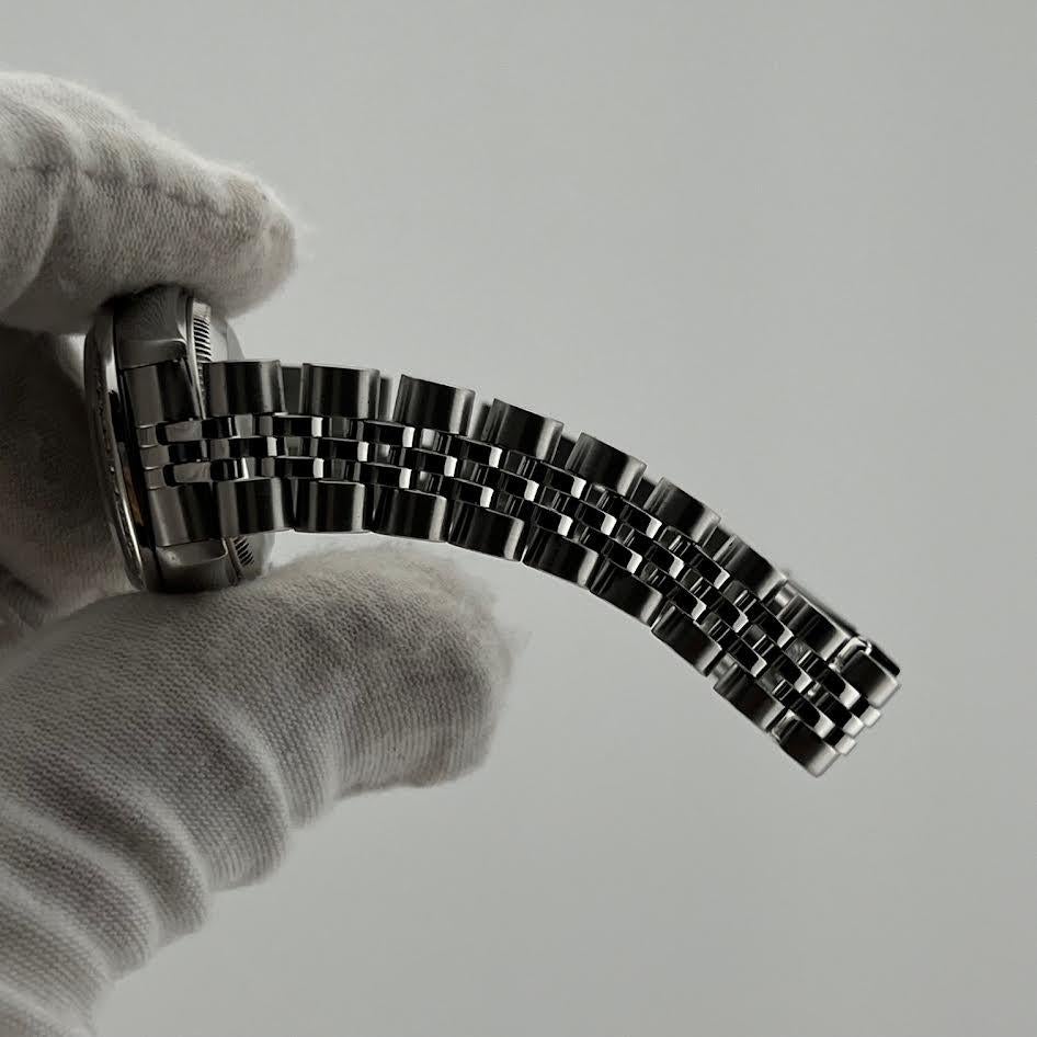 Rolex Donna Date 69240 26mm Quadrante nero con diamanti Lunetta con diamanti Acciaio inossidabile in vendita 6