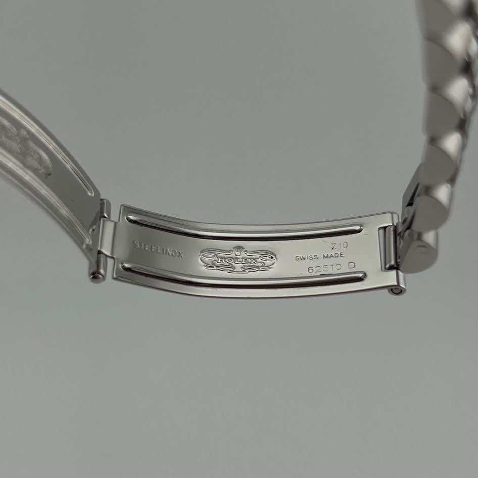 Rolex Donna Date 69240 26mm Quadrante nero con diamanti Lunetta con diamanti Acciaio inossidabile in vendita 1