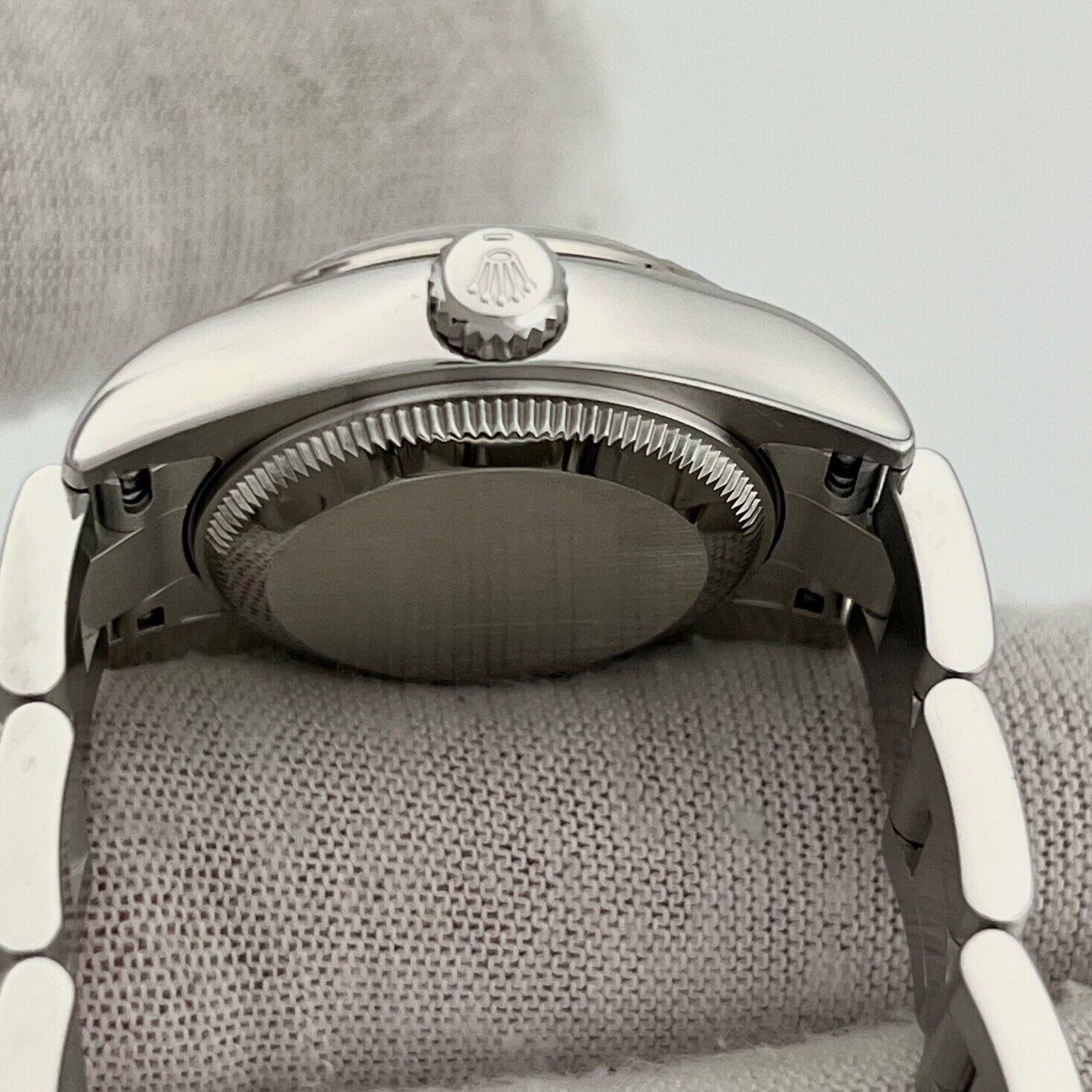 Rolex Ladies Datejust 179174 Silver Dial Stainless Steel 18k Gold Box Paper In Excellent Condition For Sale In San Diego, CA