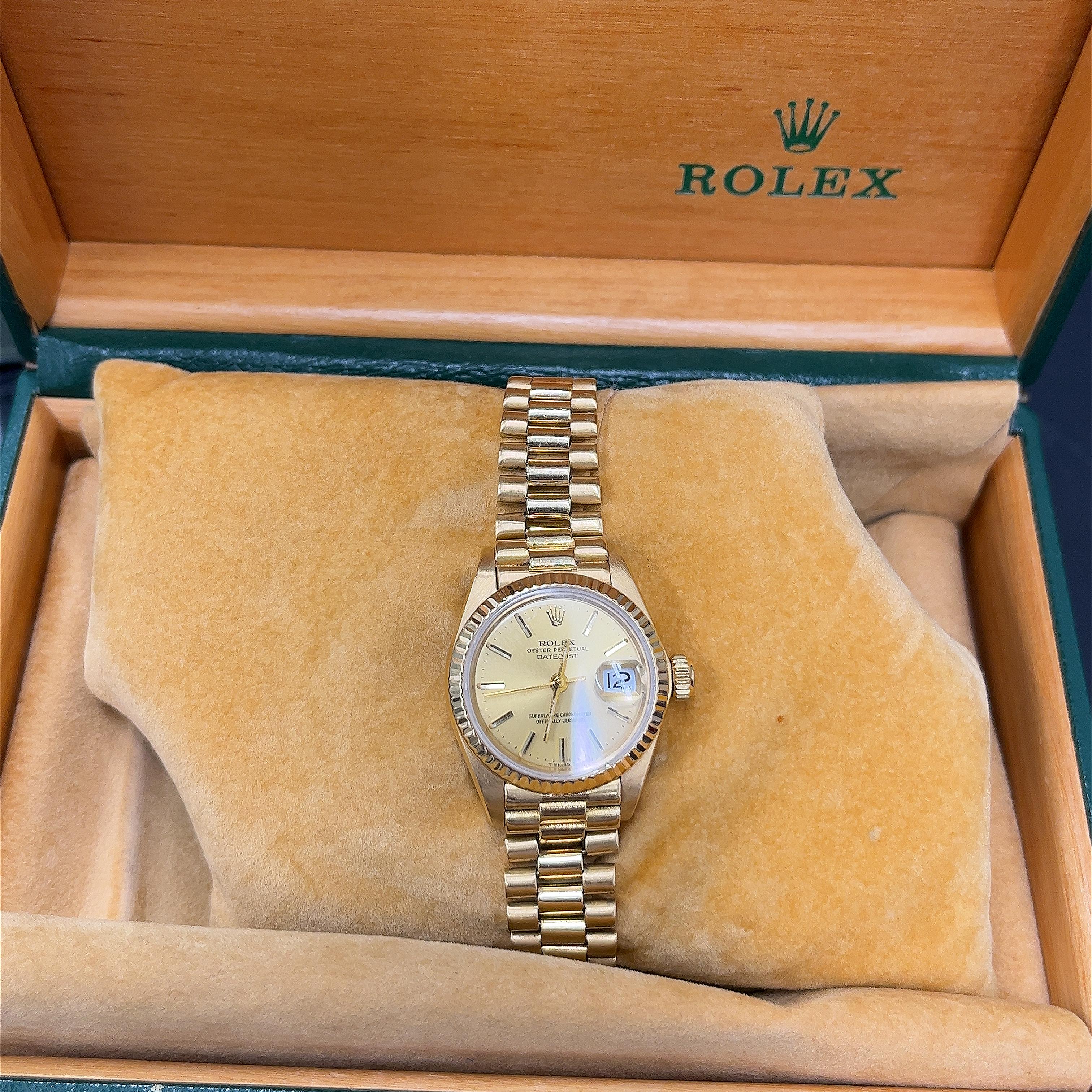 Rolex Damen Datejust Uhr aus 18 Karat Gelbgold 8570 im Angebot 1