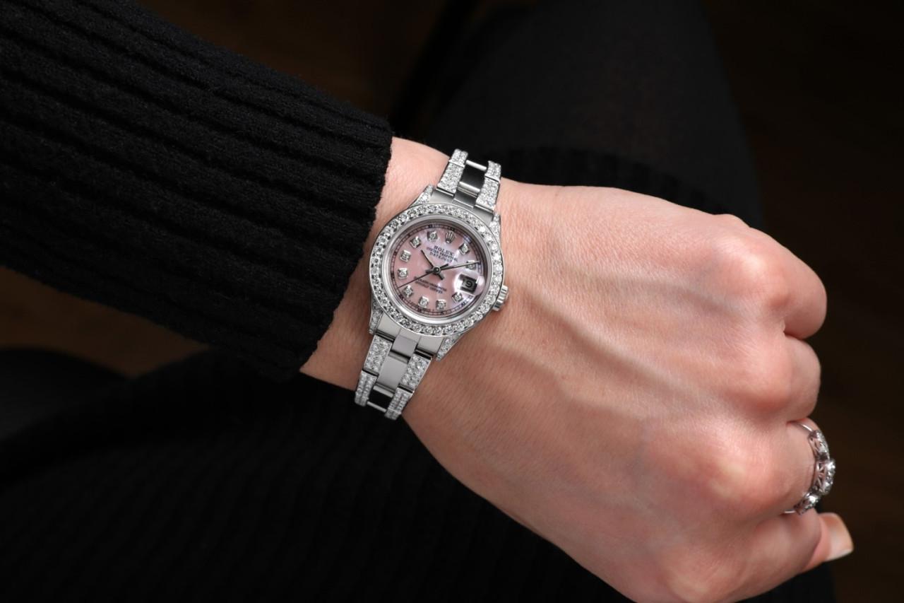 Rolex Montre Datejust Montre Oyster Perpetual avec perles roses et diamants, pour femmes en vente 3