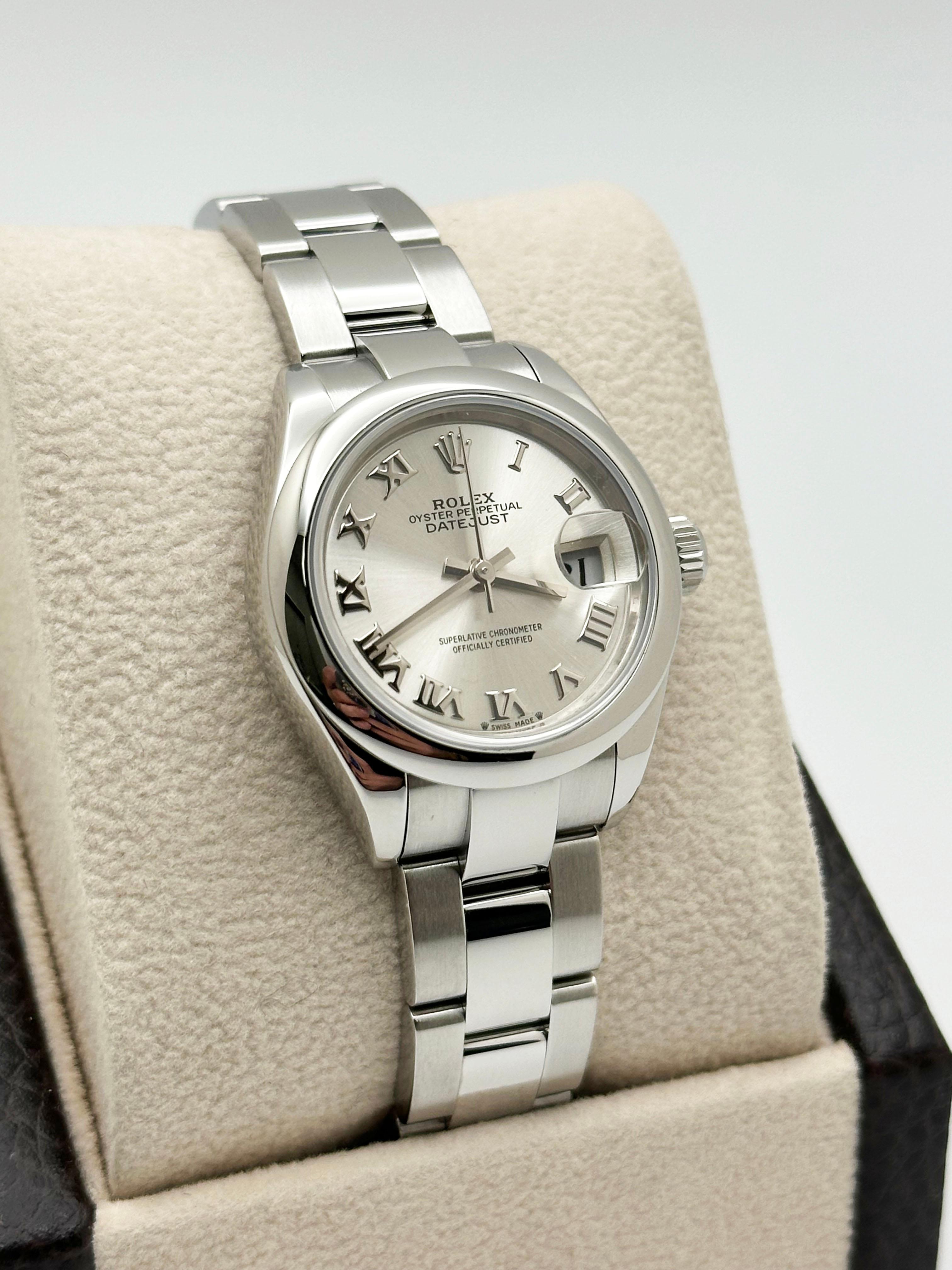 Rolex Ladies Datejust 279160 Silver Roman Dial Stainless Steel Box Paper In Excellent Condition For Sale In San Diego, CA