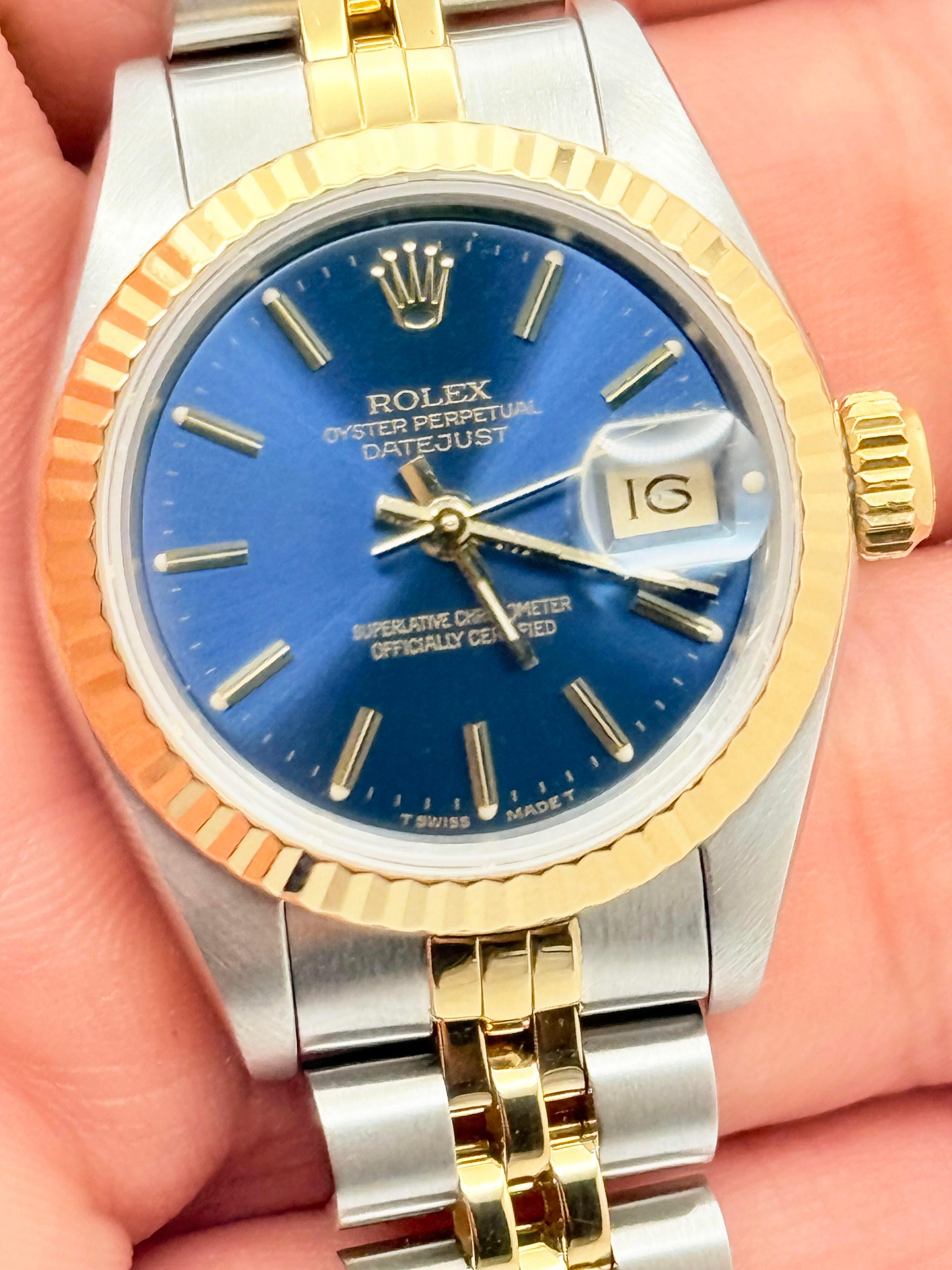 Rolex Ladies Datejust 69173 Esfera Azul Oro Amarillo 18K Acero Inoxidable 26mm en venta 4