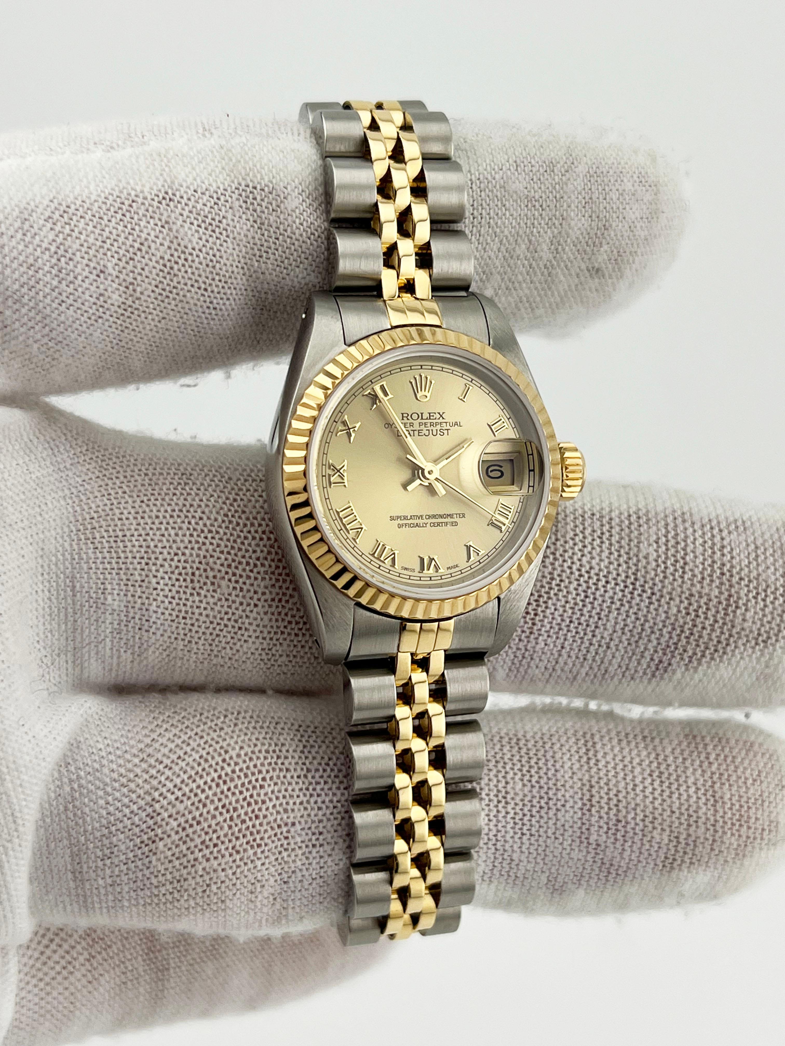 Rolex Ladies Datejust 69173 Champagne Roman Dial 18K Gold Steel Service Card In Excellent Condition In San Diego, CA