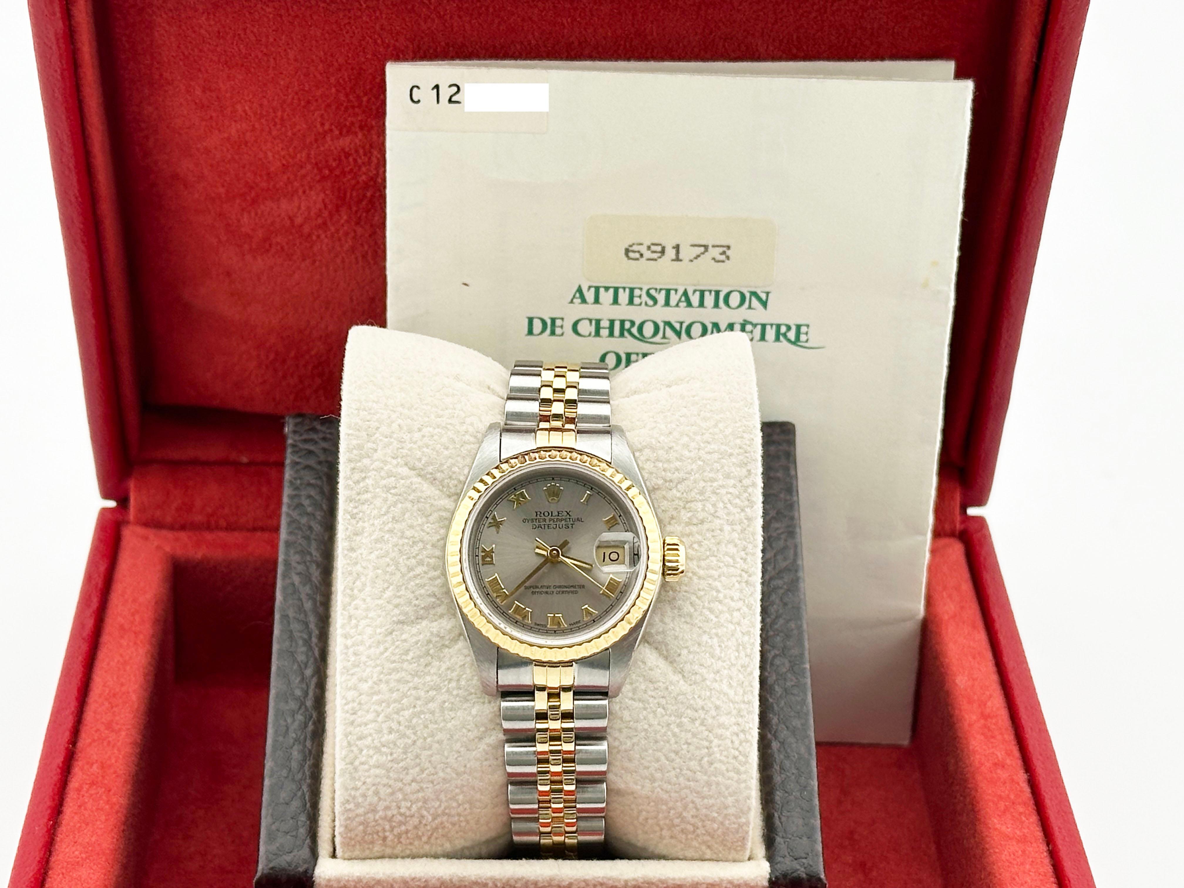 Rolex Damen Datejust 69173 Silber Roman Zifferblatt 18K Gelbgold Stahl Box Papier im Zustand „Hervorragend“ in San Diego, CA