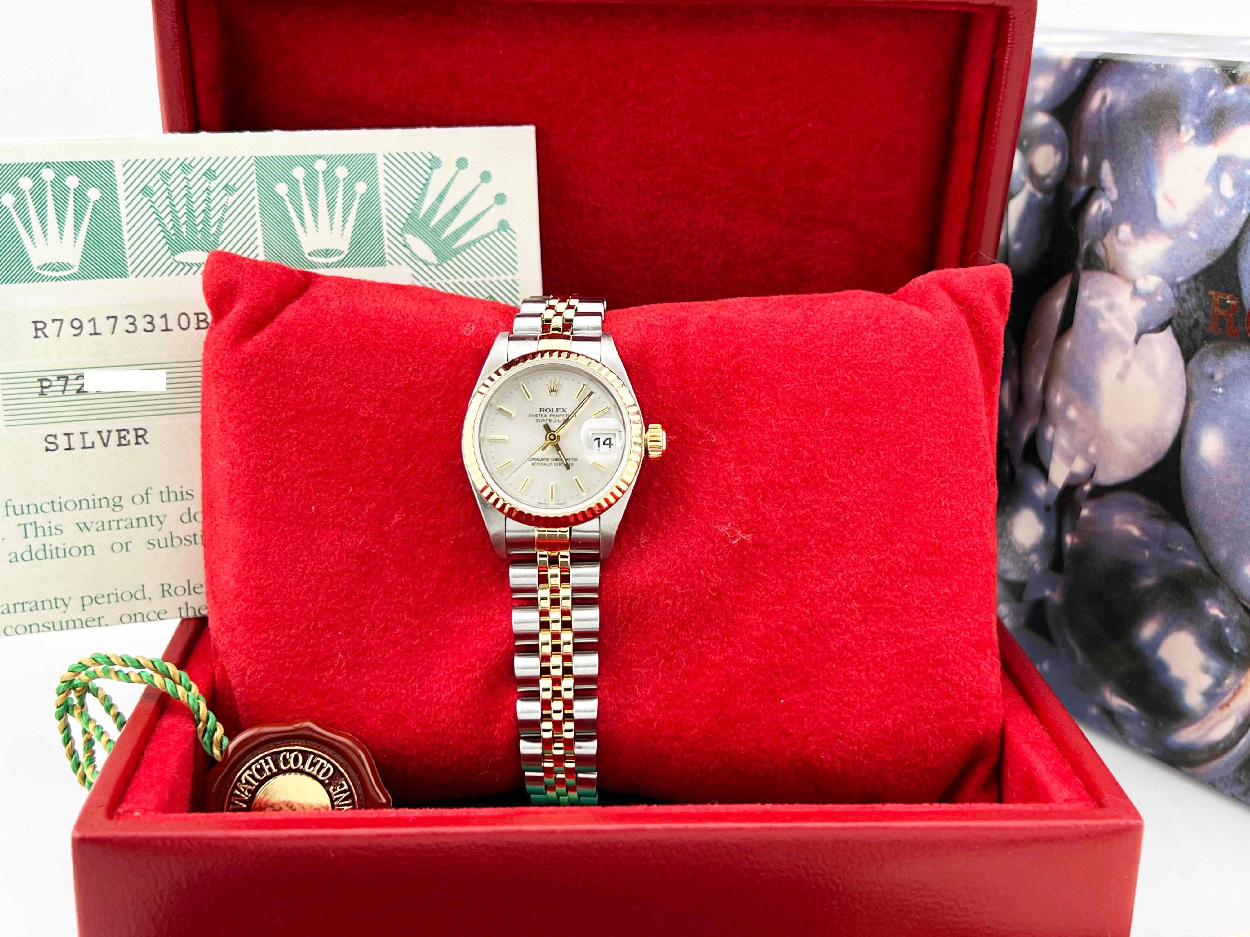Style Number: 79173



Serial: P729***



Year: 2001

 

Model: Rolex Ladies Datejust 

 

Case Material: Stainless Steel 

 

Band: 18K Yellow Gold & Stainless Steel 

  

Bezel: 18K Yellow Gold 

  

Dial: Silver

 

Face: Sapphire Crystal 

