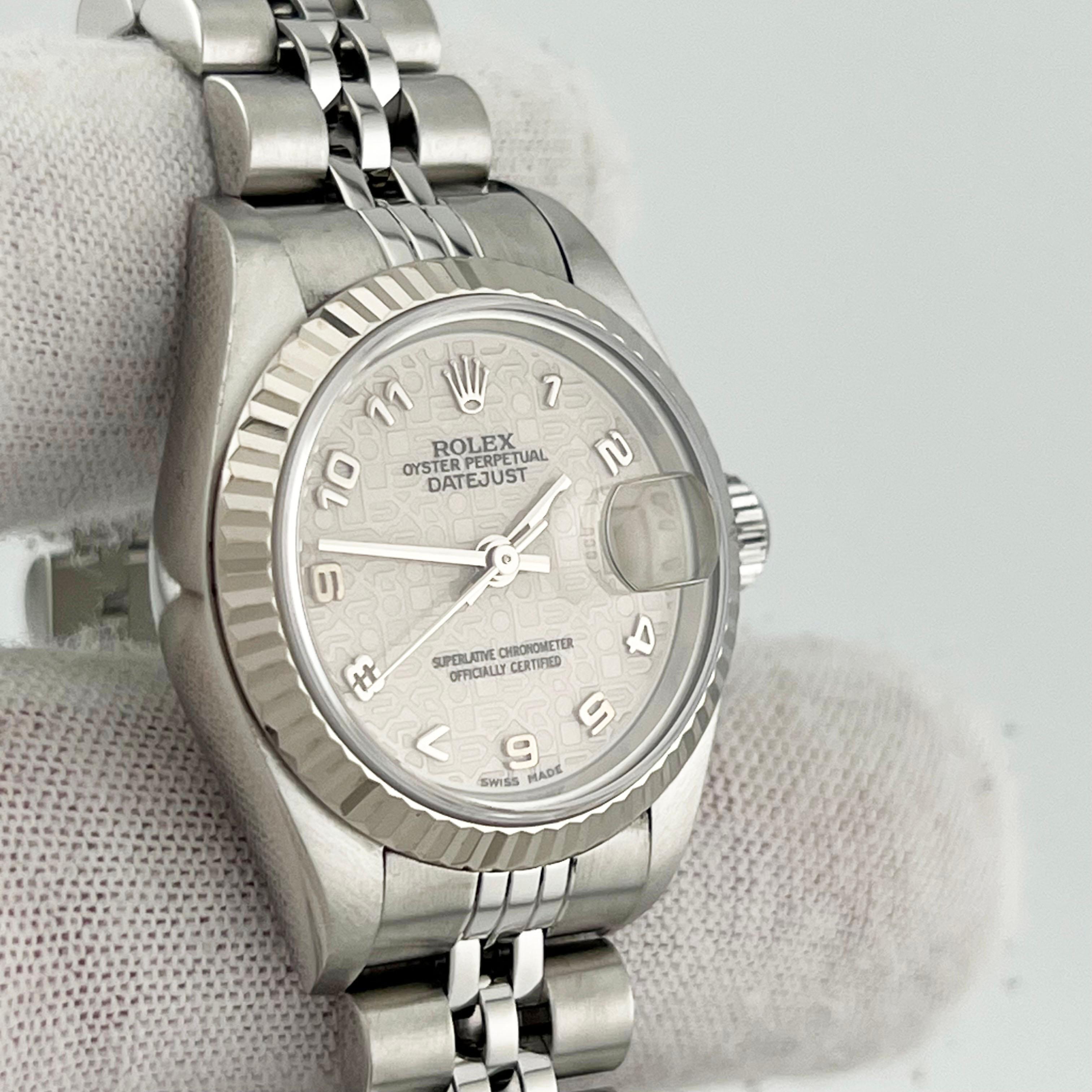 Rolex Montre Datejust 79174 Jubilee avec cadran en acier et lunette en or blanc 18 carats, boîte et papiers en vente 5