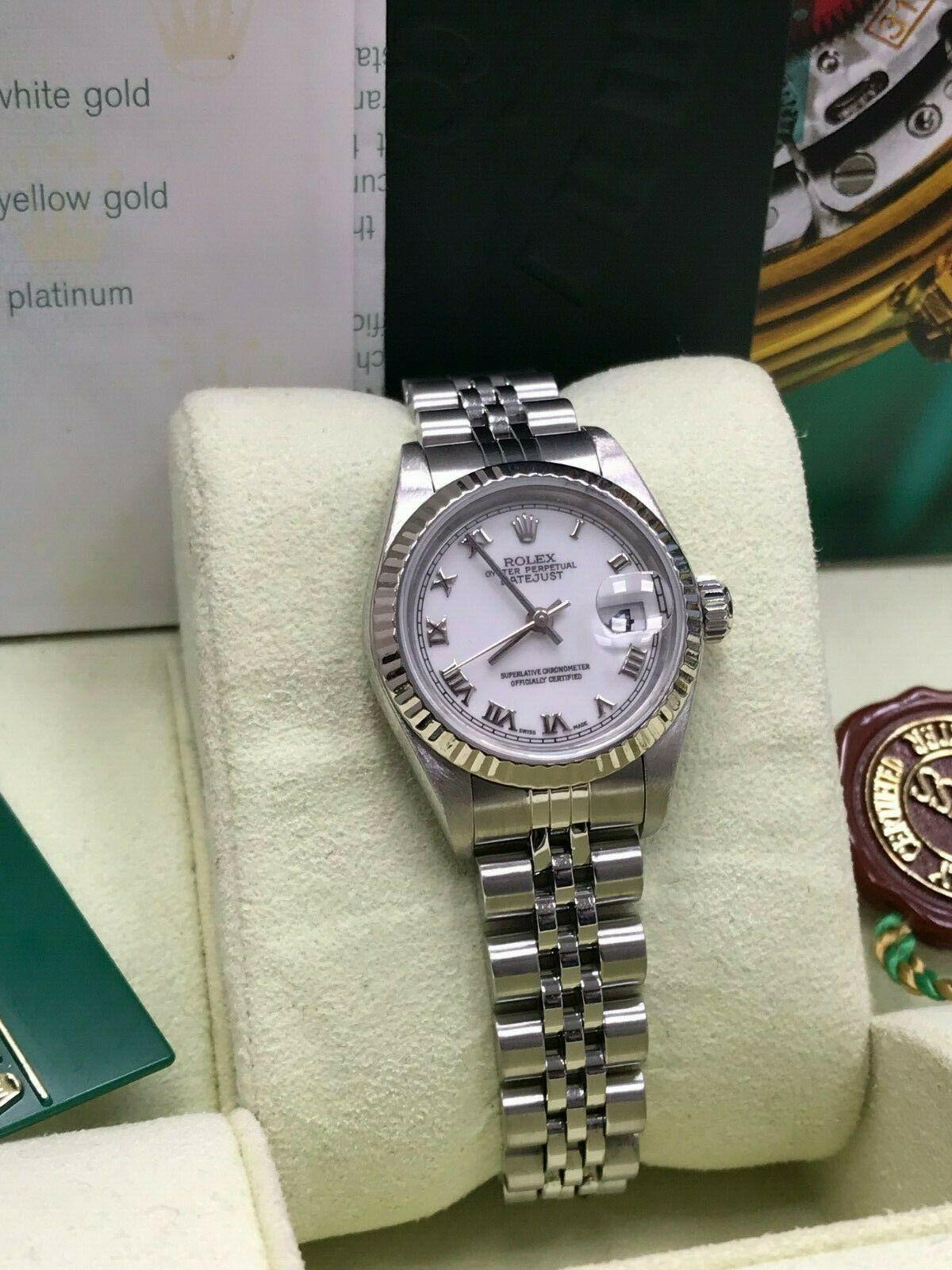 Rolex Ladies Datejust 79174 White Roman Dial 18K & Stainless Steel Box & Papers In Excellent Condition In San Diego, CA