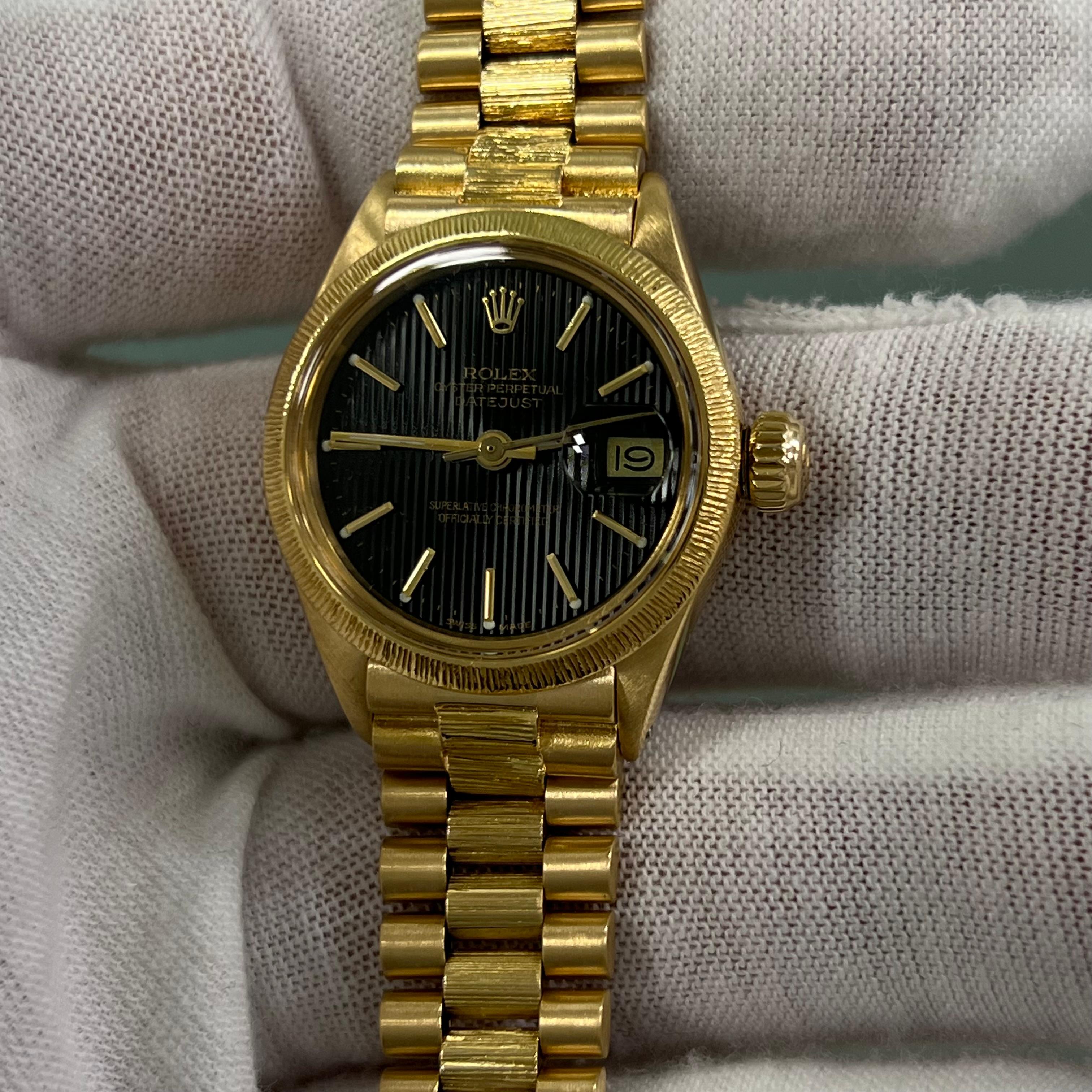 Rolex Ladies Datejust President 6917 Black Tapestry Dial Bark 18K Yellow Gold For Sale 1