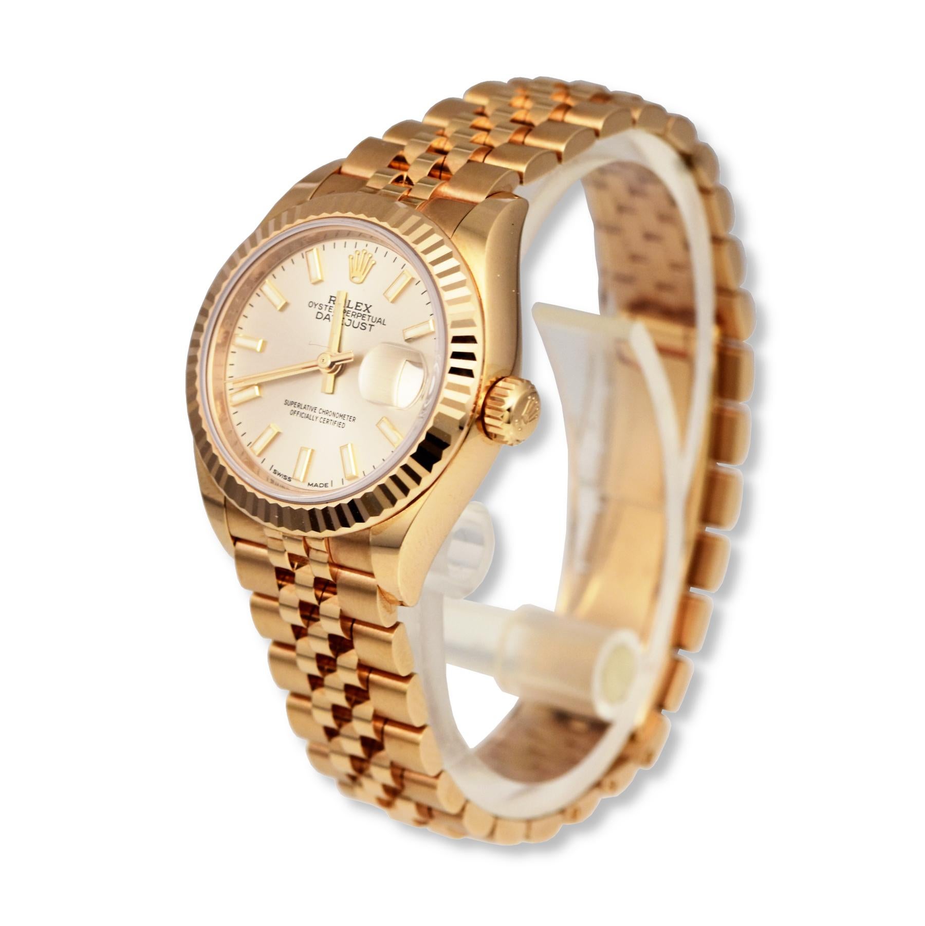Rolex Ladies Datejust Ref.279175 in 18k Everose Gold Watch In New Condition In Miami, FL