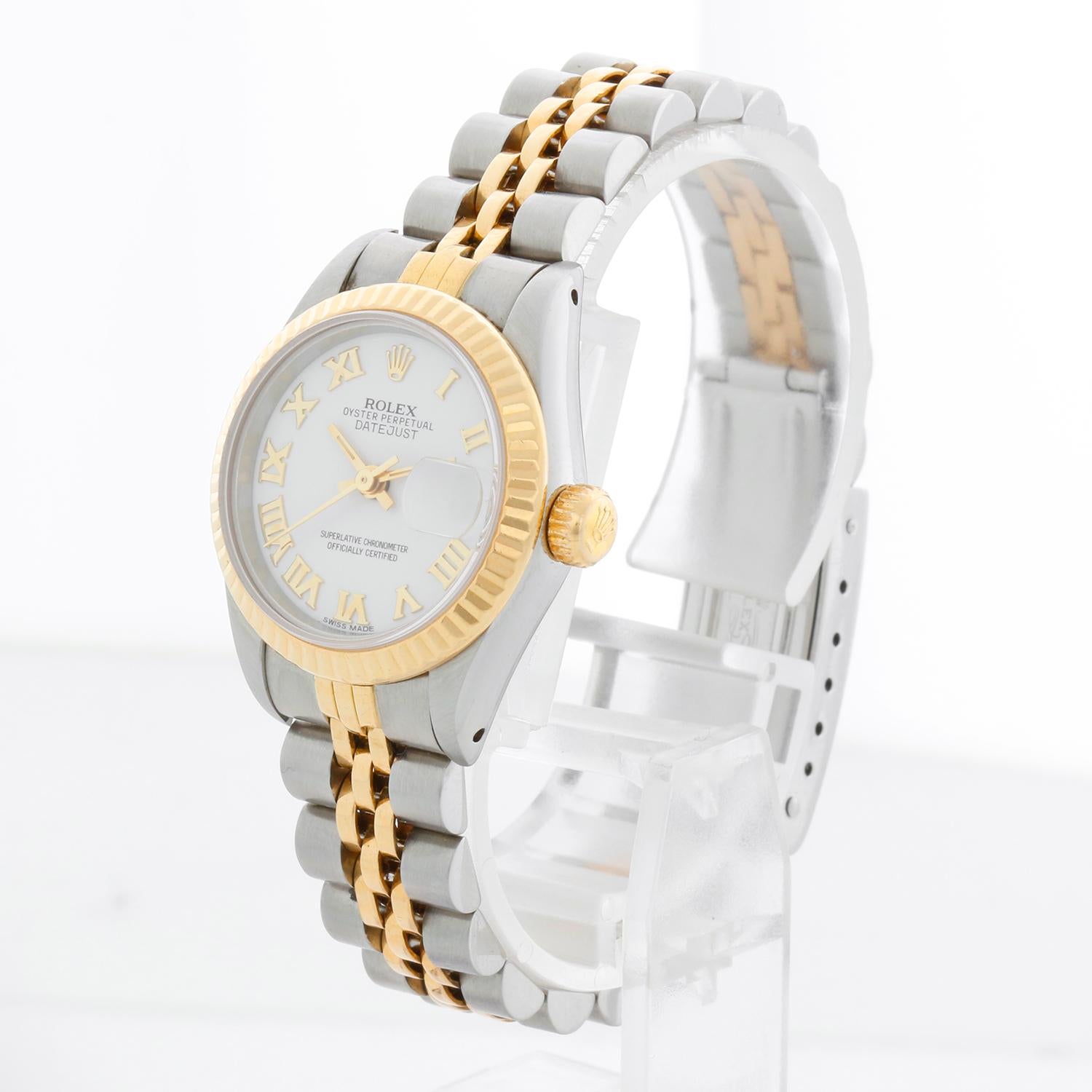 Rolex Montre Datejust en acier et or pour femmes 69173 en vente 1