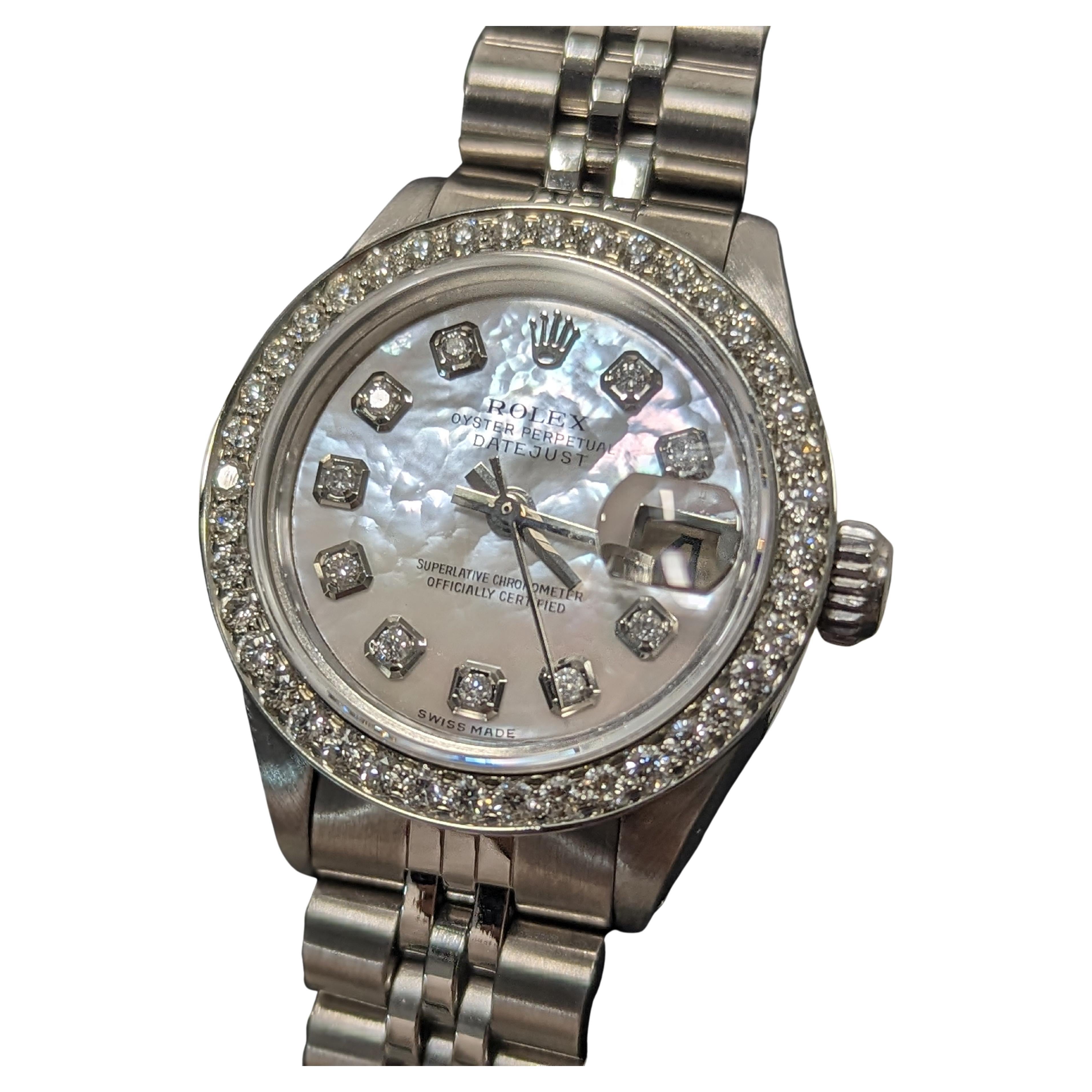 Rolex Ladies Datejust White Mother of Pearl Diamond Dial Jubilee Band Watch 

SKU 6917-SS-WMOP-DIA-AM-BDS-JBL


Brand/Model:        Rolex Datejust
Model Number:        6917
Style:        Ladies
Case Size:        26 mm
Material:        Stainless
