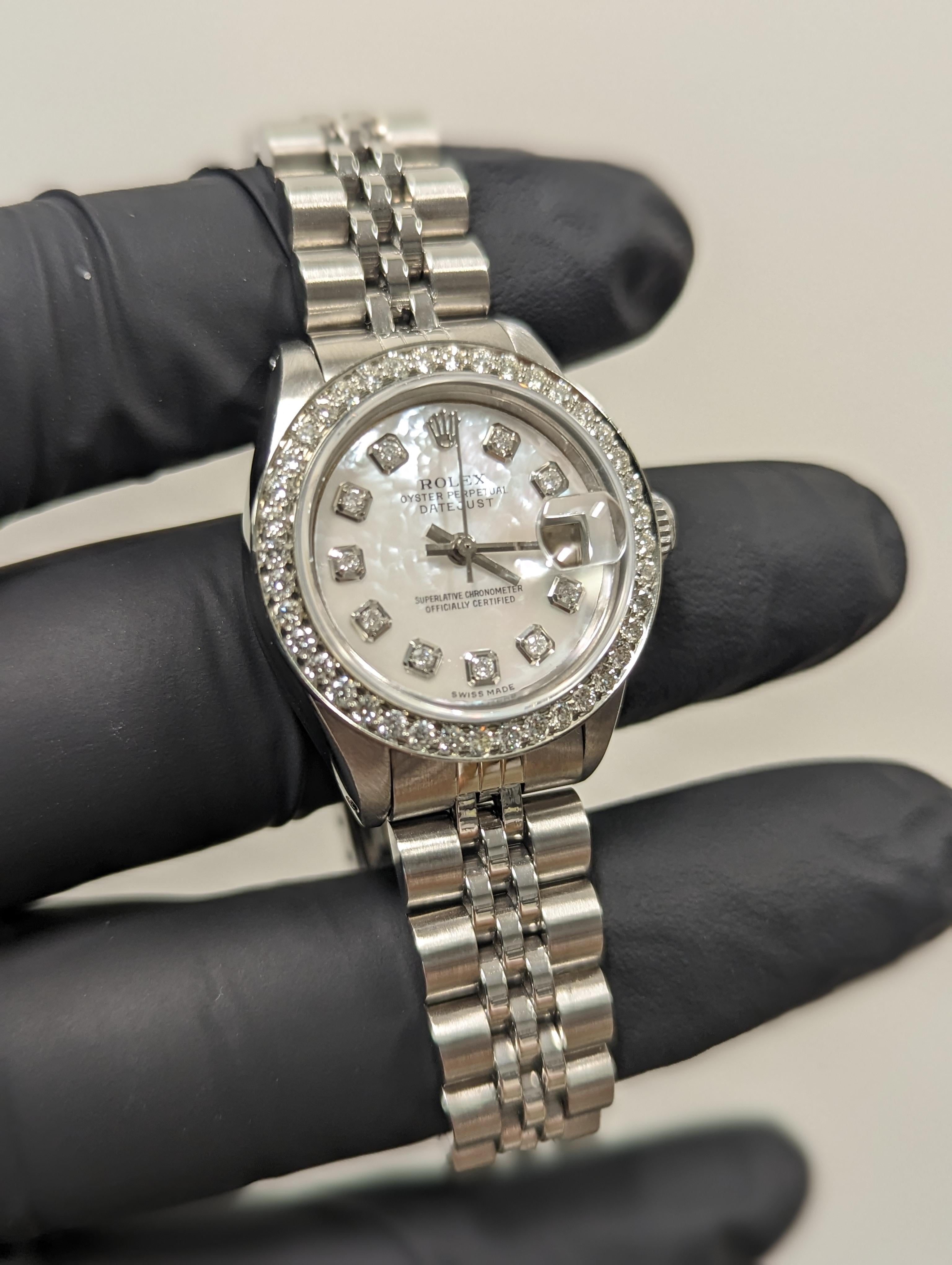 Perle Rolex Ladies Datejust White Mother of Pearl Diamond Dial Jubilee Band Watch en vente