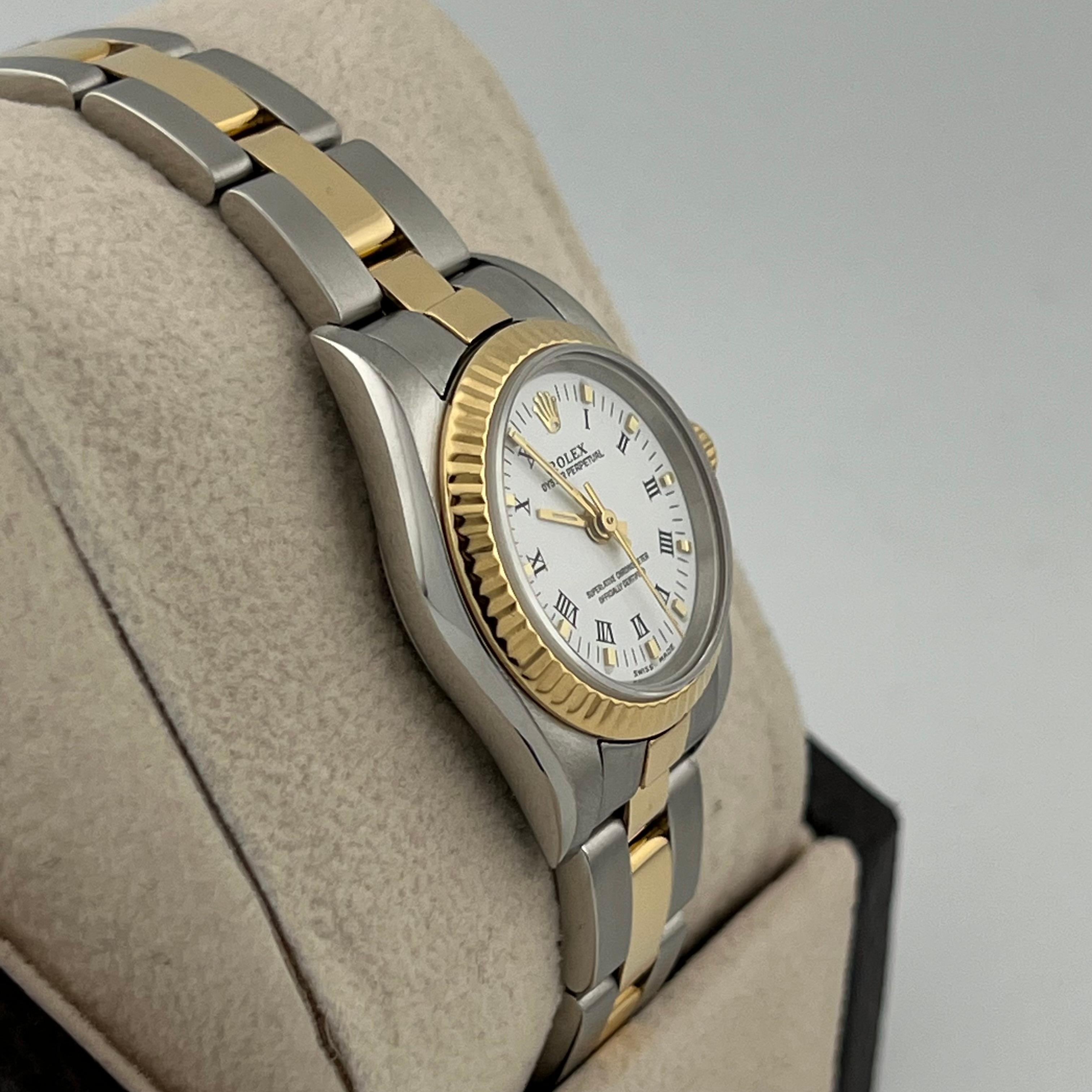 Rolex Damen Oyster Perpetual 76193 Weißes Zifferblatt 18K Gelbgold Edelstahl im Zustand „Hervorragend“ in San Diego, CA
