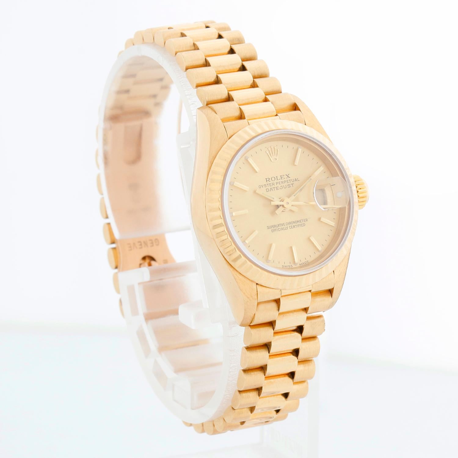 Rolex Ladies President 18K Yellow Gold 69178 Watch In Excellent Condition For Sale In Dallas, TX