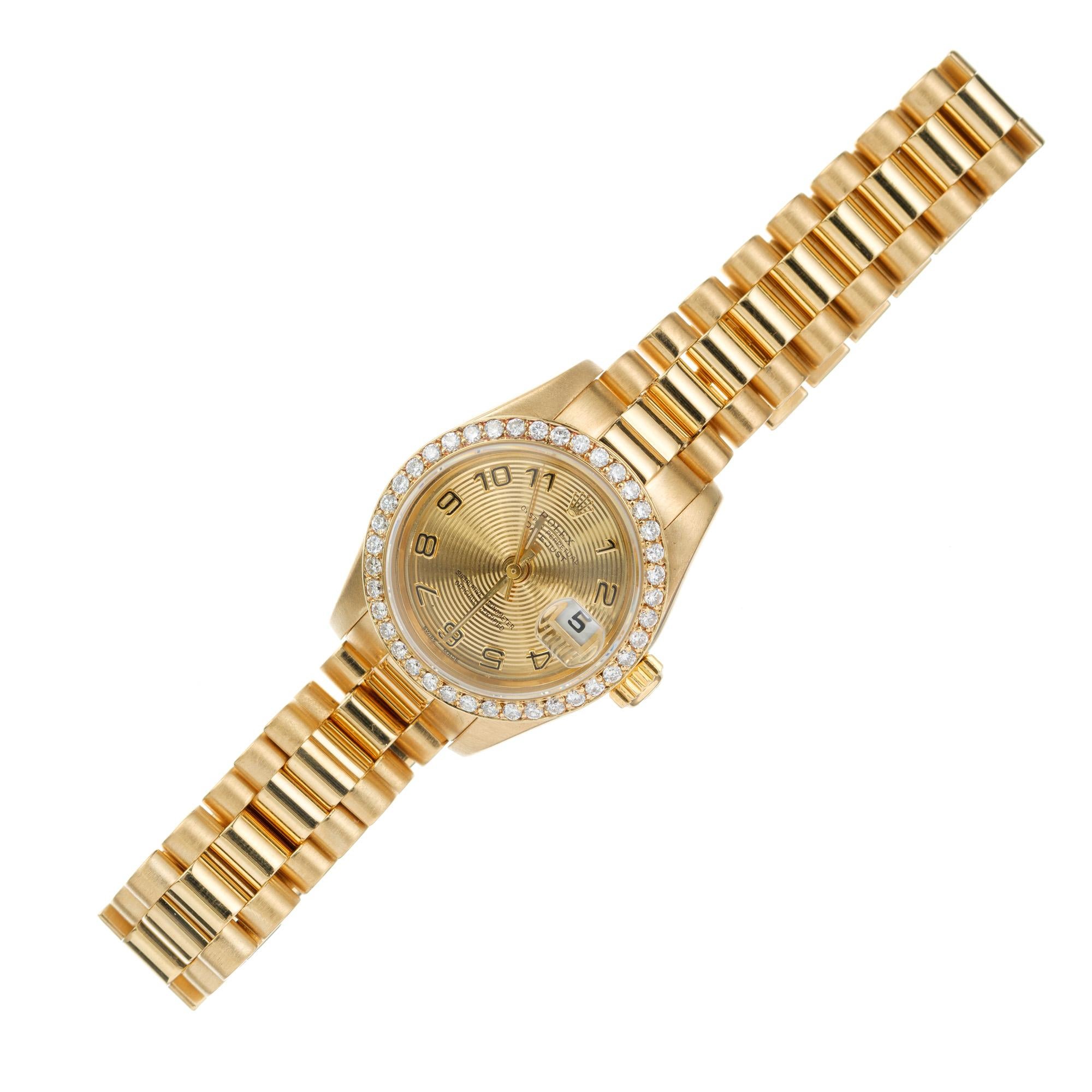 Rolex Ladies President Date Just Turntable Dial Diamond Dial Gold Wristwatch Bon état - En vente à Stamford, CT