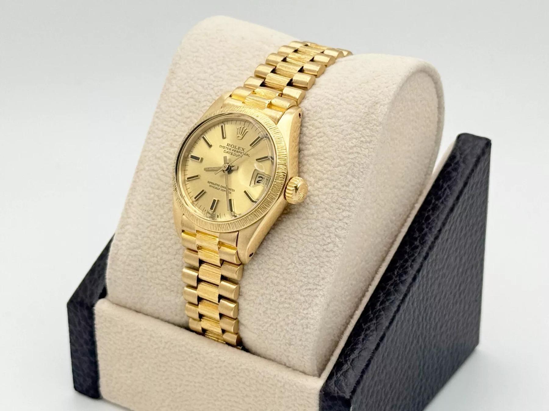 Women's Rolex Ladies President Datejust 6927 Champagne Dial Bark Finish 18K Yellow Gold For Sale