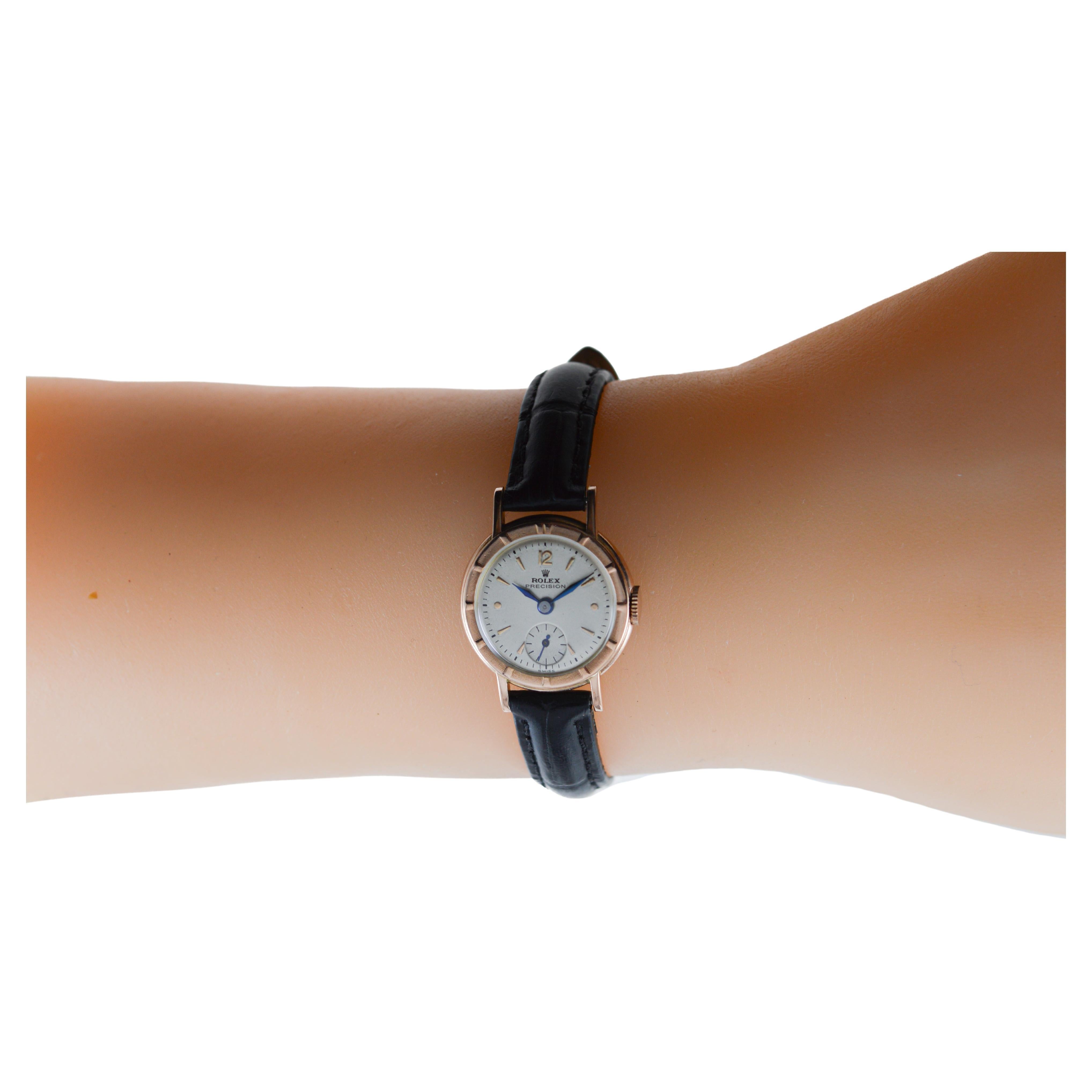 Rolex Montre Art déco en or rose et acier pour femmes de 1947 Bon état à Long Beach, CA
