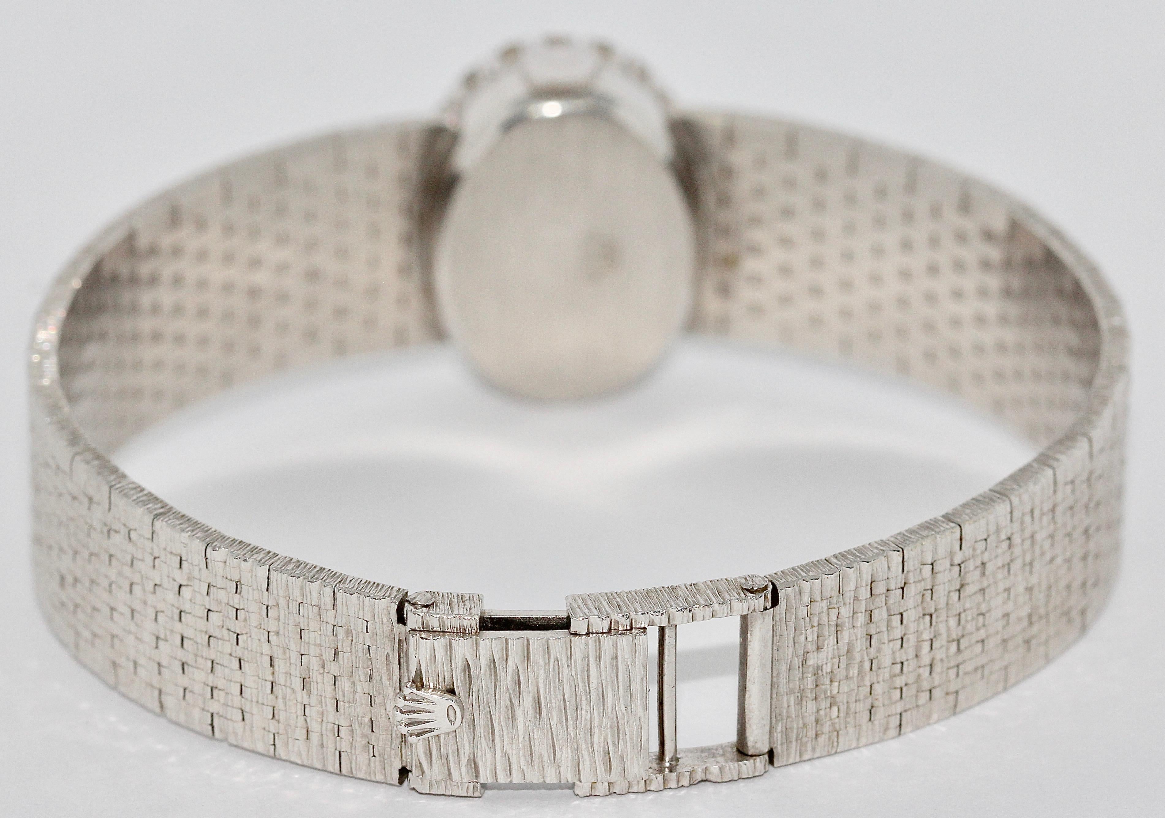 Rolex Ladies Wristwatch, 18 Karat White Gold, with Diamonds, Manual Wind In Good Condition In Berlin, DE