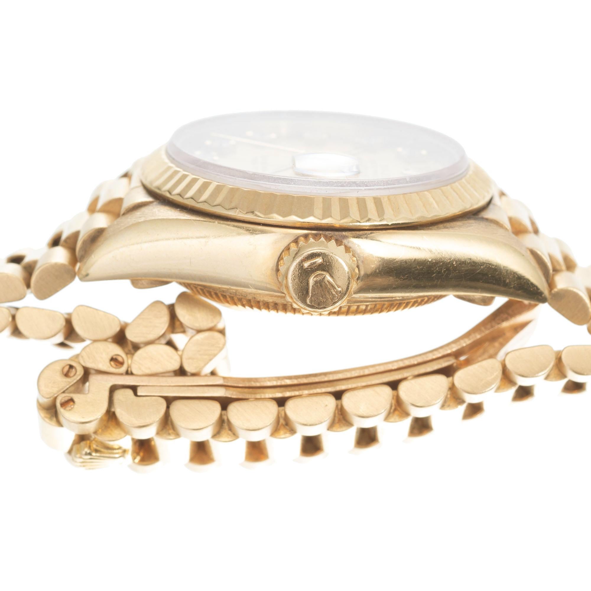 Rolex Ladies Yellow Gold Diamond Dial Datejust Wristwatch Ref 69178 In Excellent Condition In Stamford, CT