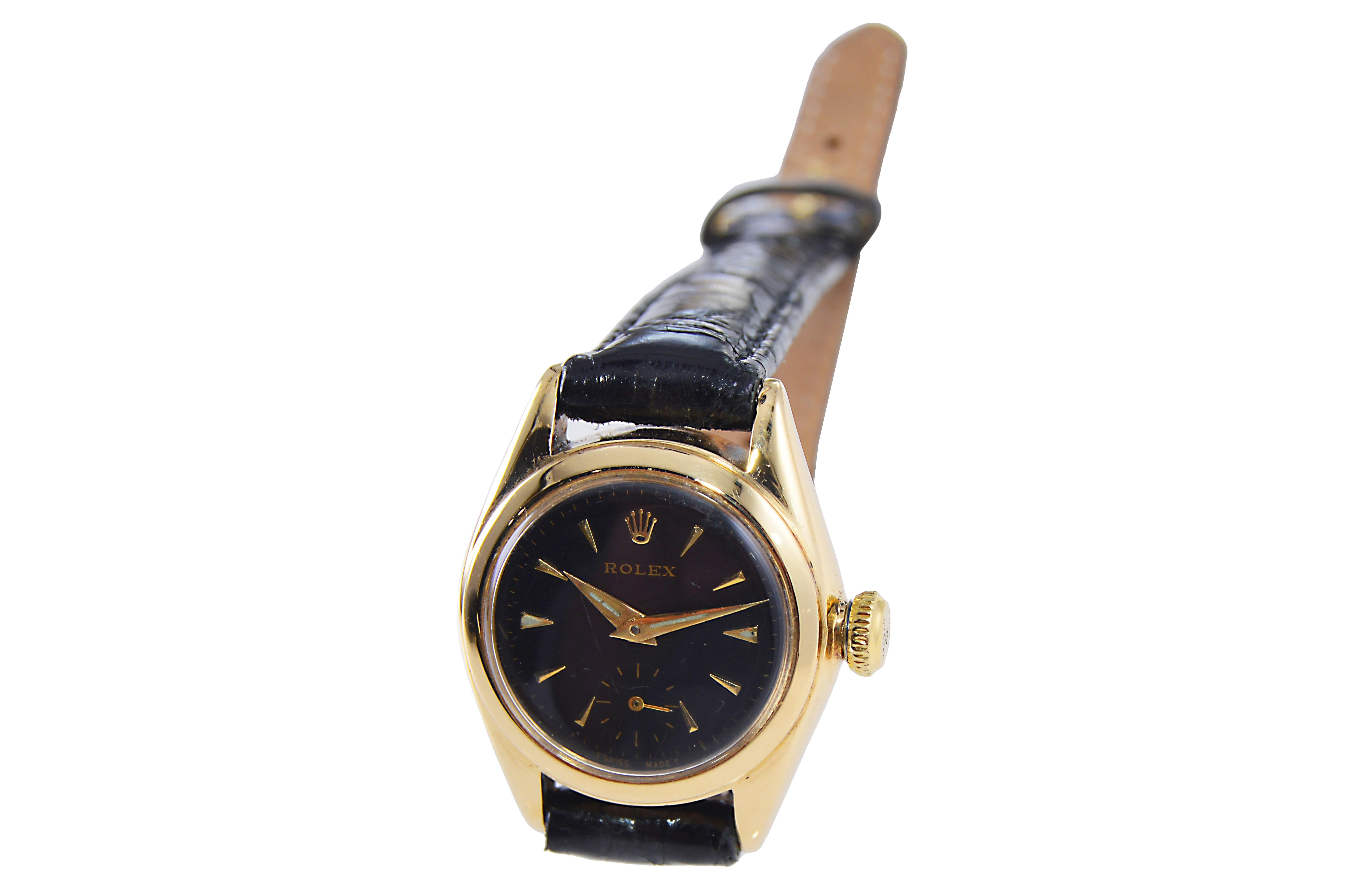 Rolex Ladies Yellow Gold Early Perpetual Winding 'Bubble Back' Watch, circa 1949 For Sale 1