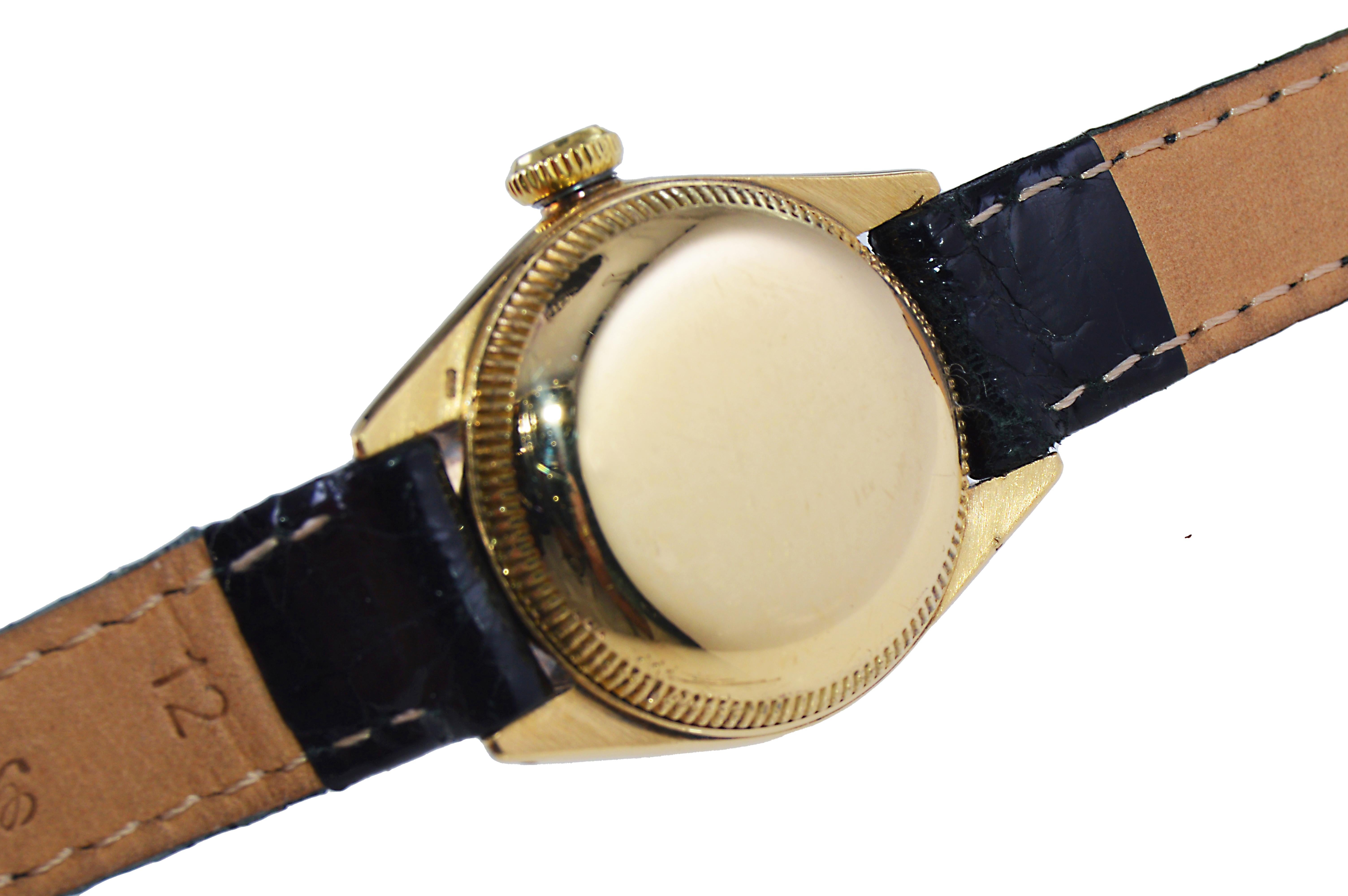 Rolex Ladies Yellow Gold Early Perpetual Winding 'Bubble Back' Watch, circa 1949 For Sale 3
