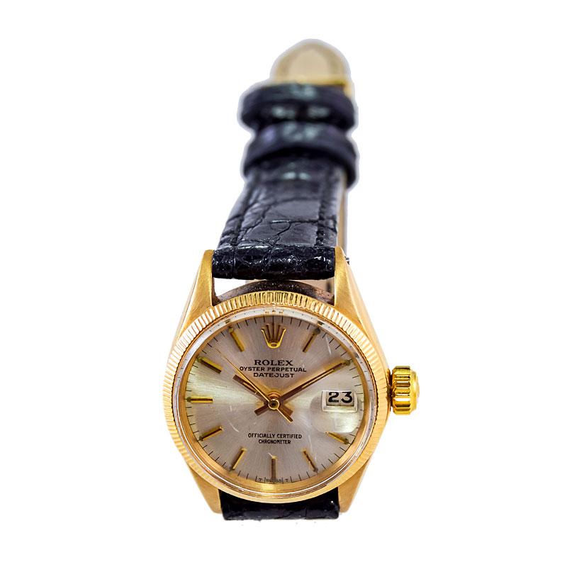 Women's or Men's Rolex Ladies Yellow Gold Original Dial Datejust Watch