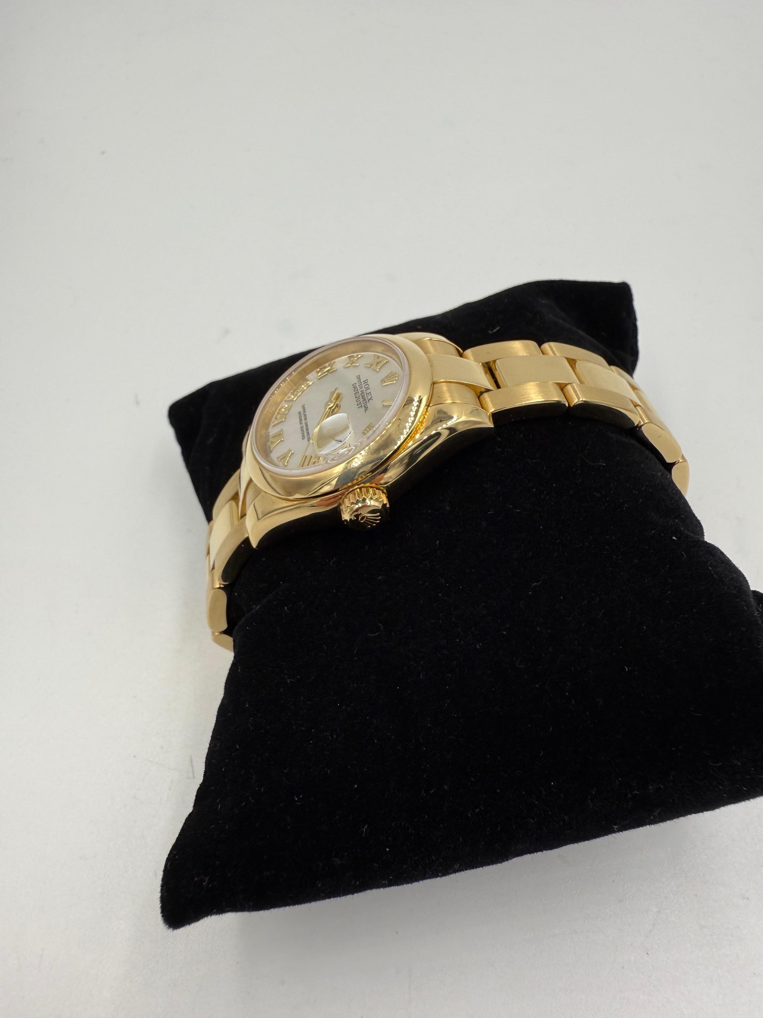 Rolex Lady Datejust Orologio da polso in oro giallo 18k Quadrante MOP in vendita 4