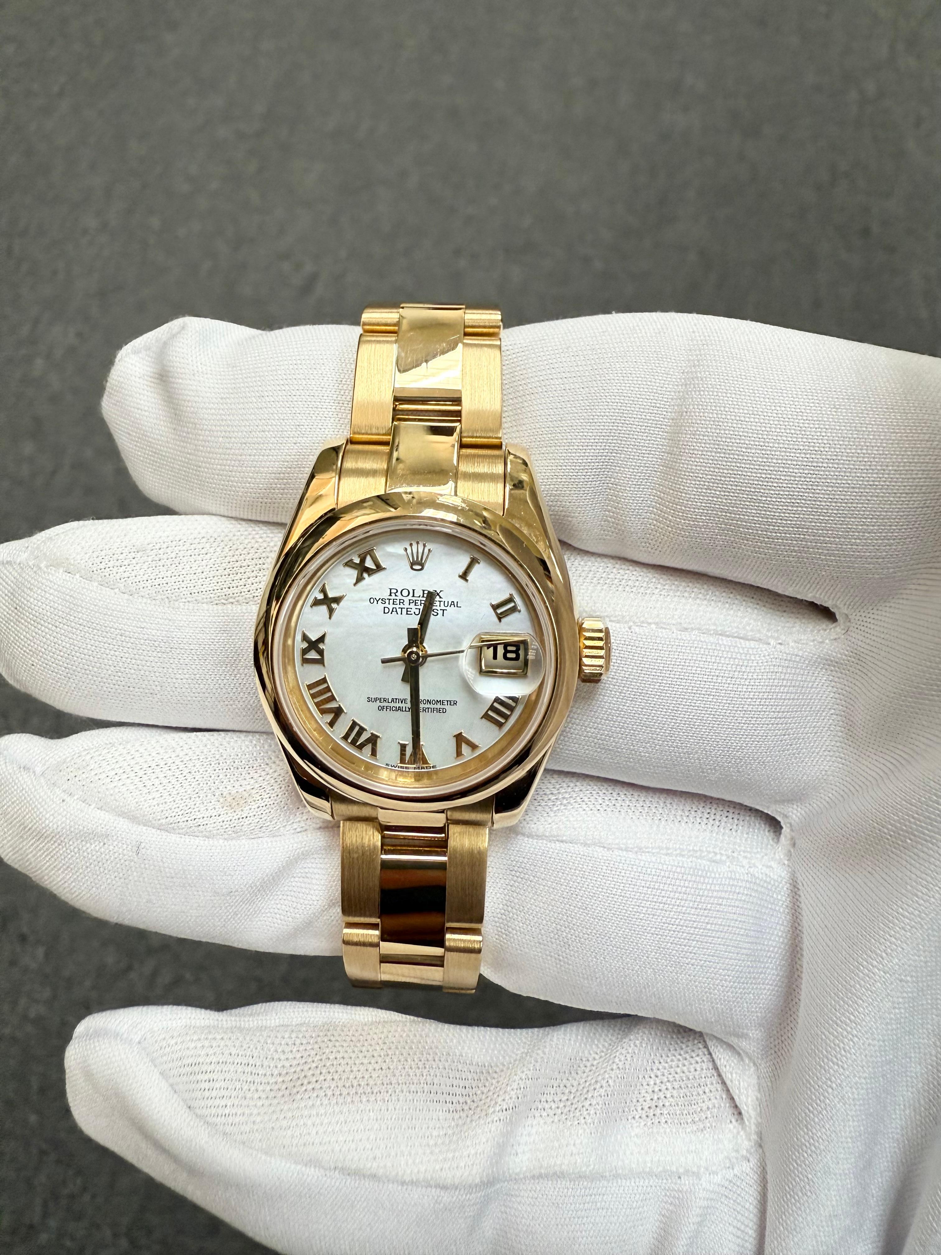 Rolex Lady Datejust 18k Gelbgold Armbanduhr Mutter der Perle Zifferblatt im Angebot 5