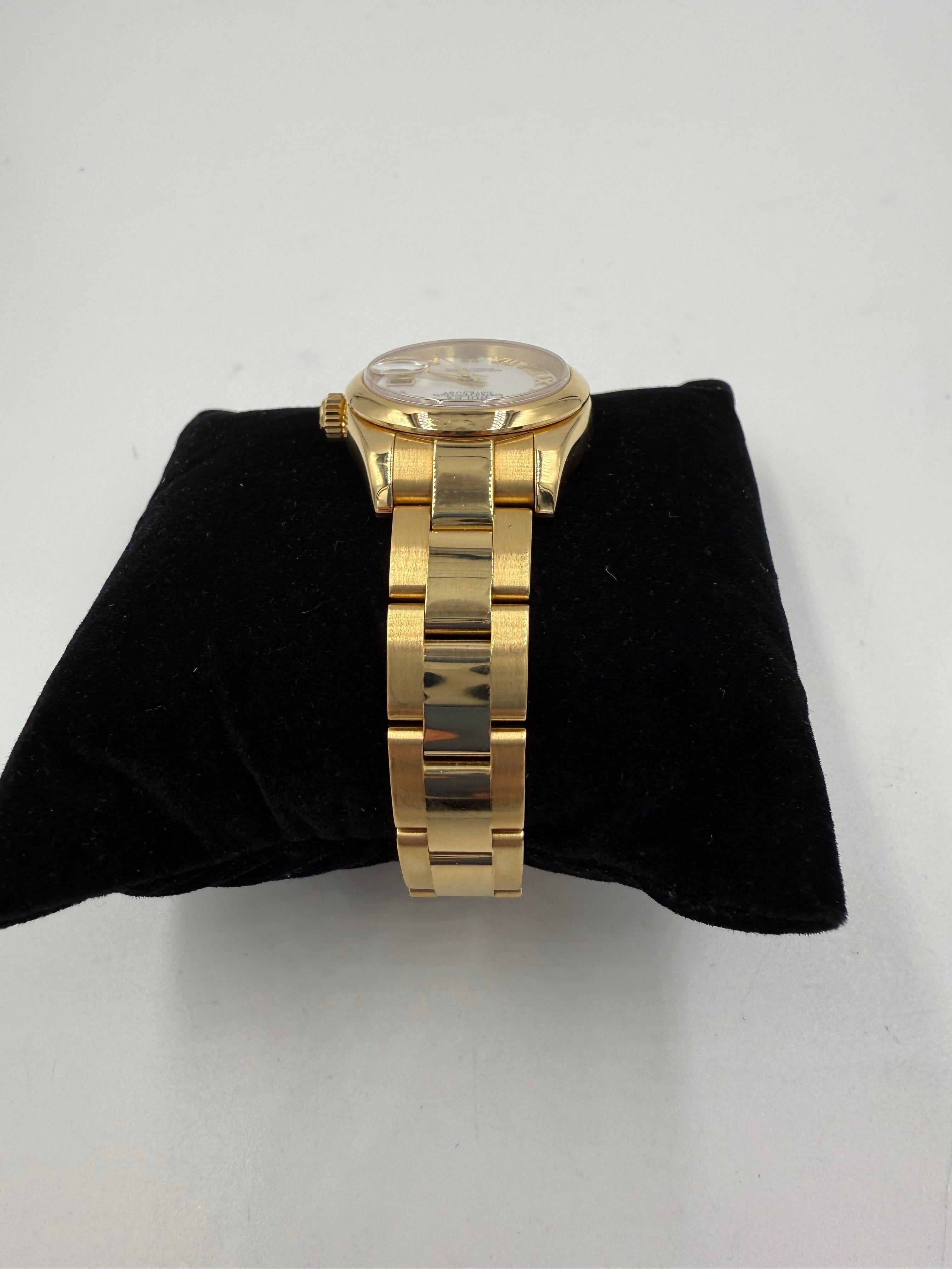Contemporary Rolex Lady Datejust 18k Yellow Gold Wristwatch Mother Of Pearl Dial For Sale