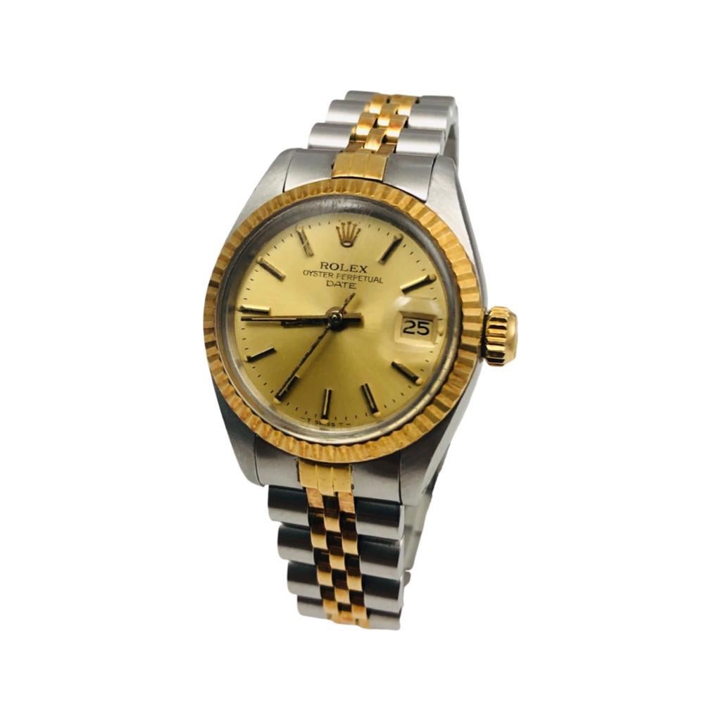 Description

Brand: Rolex

Model Name: Datejust

Model Number: 6917

Movement: Automatic

Case Size: 26 mm

Case Back: Closed

Case Material: 18k Yellow Gold/Stainless Steel

Bezel: Fluted

Dial: Gold

Bracelet: 18k Yellow Gold/Stainless Steel

Hour