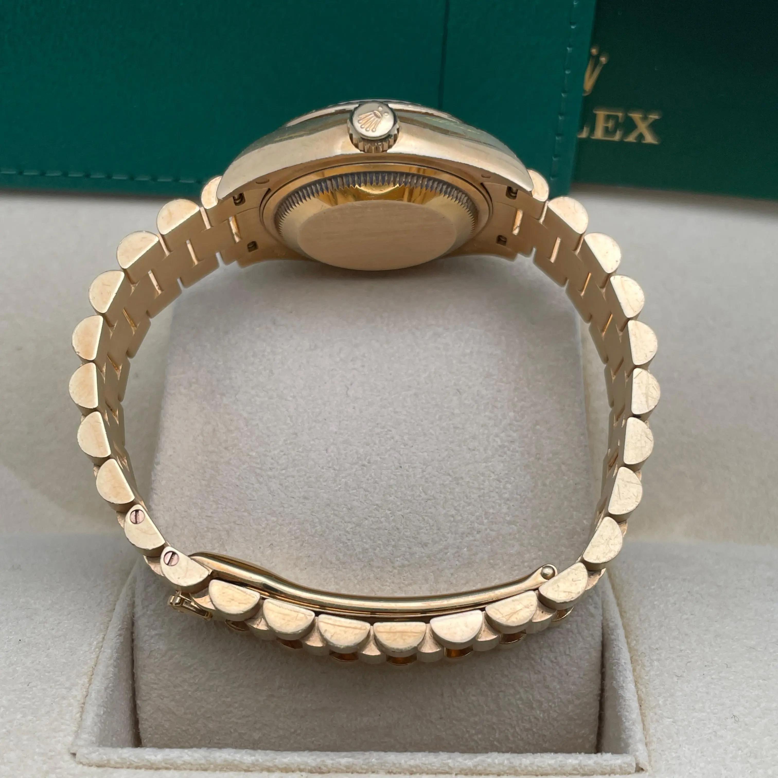 Rolex Lady-Datejust 28mm Oro giallo 18K Quadrante romano argento Orologio da donna 279178 in vendita 1