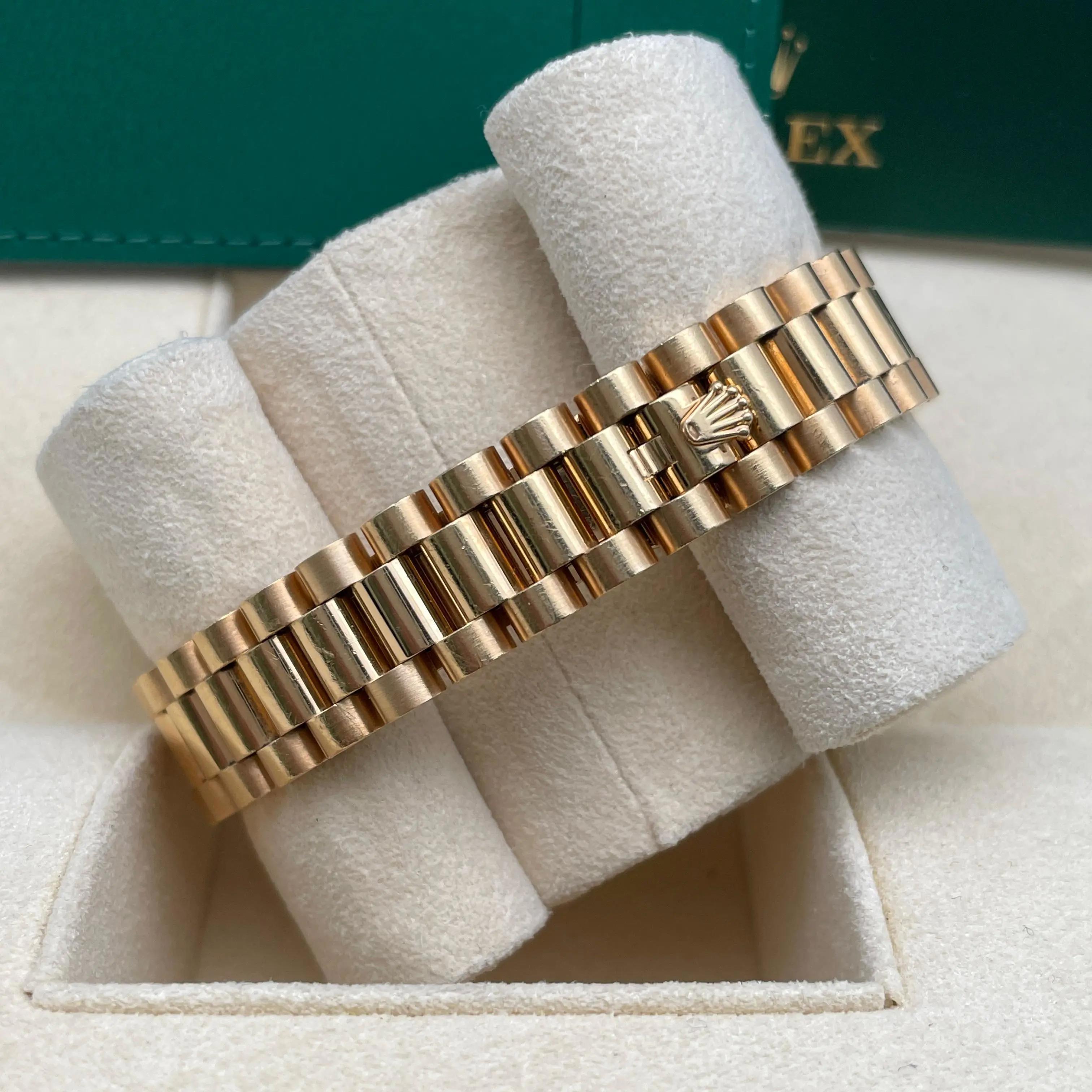 Rolex Lady-Datejust 28mm Oro giallo 18K Quadrante romano argento Orologio da donna 279178 in vendita 2