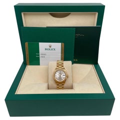 Rolex Lady-Datejust 28 mm Oro amarillo de 18 quilates Esfera romana plateada Reloj de señora 279178