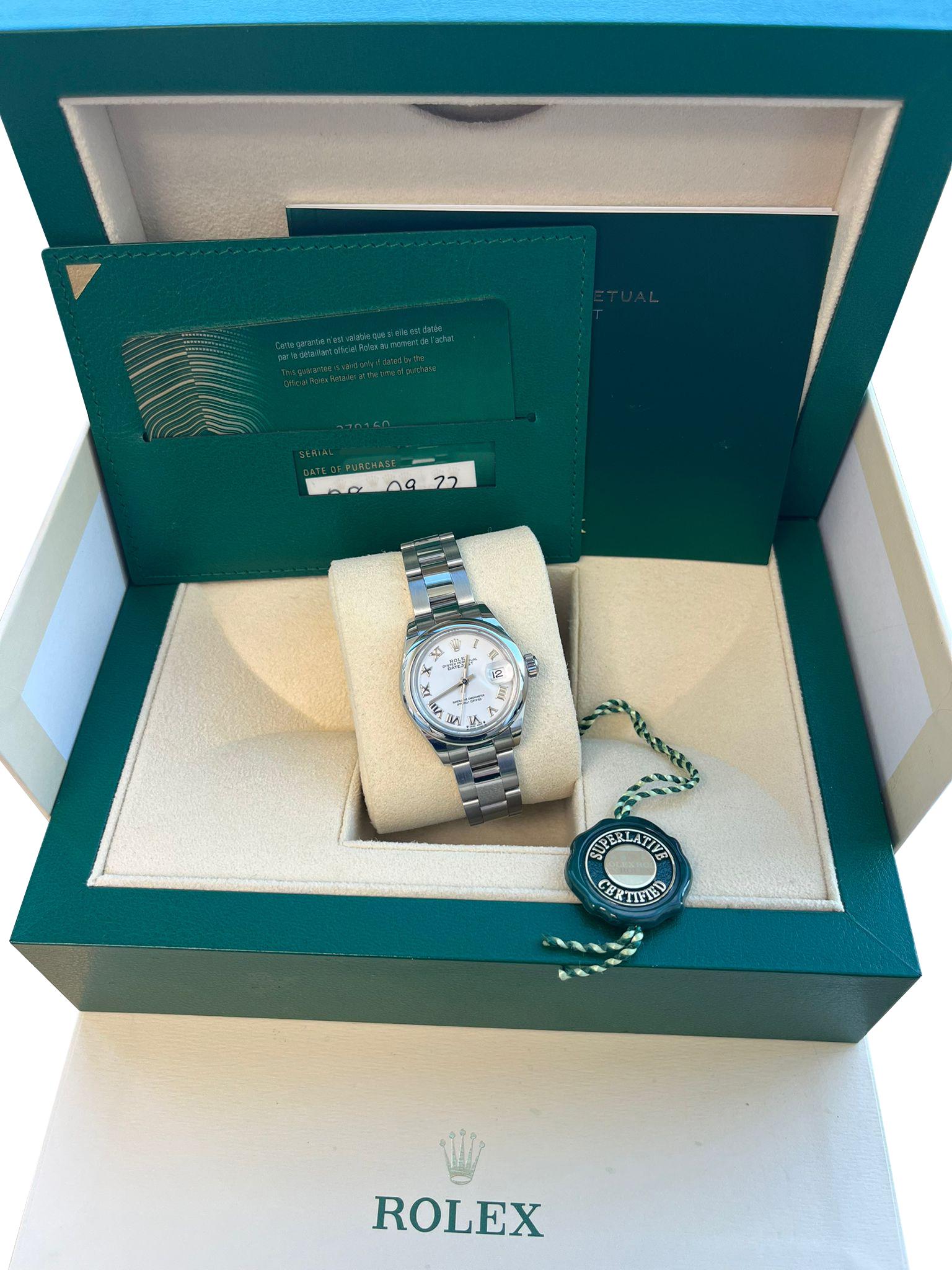 Rolex Lady-Datejust 28mm White Dial Smooth Bezel Steel Ladies Watch 279160-0016 In Excellent Condition For Sale In Aventura, FL