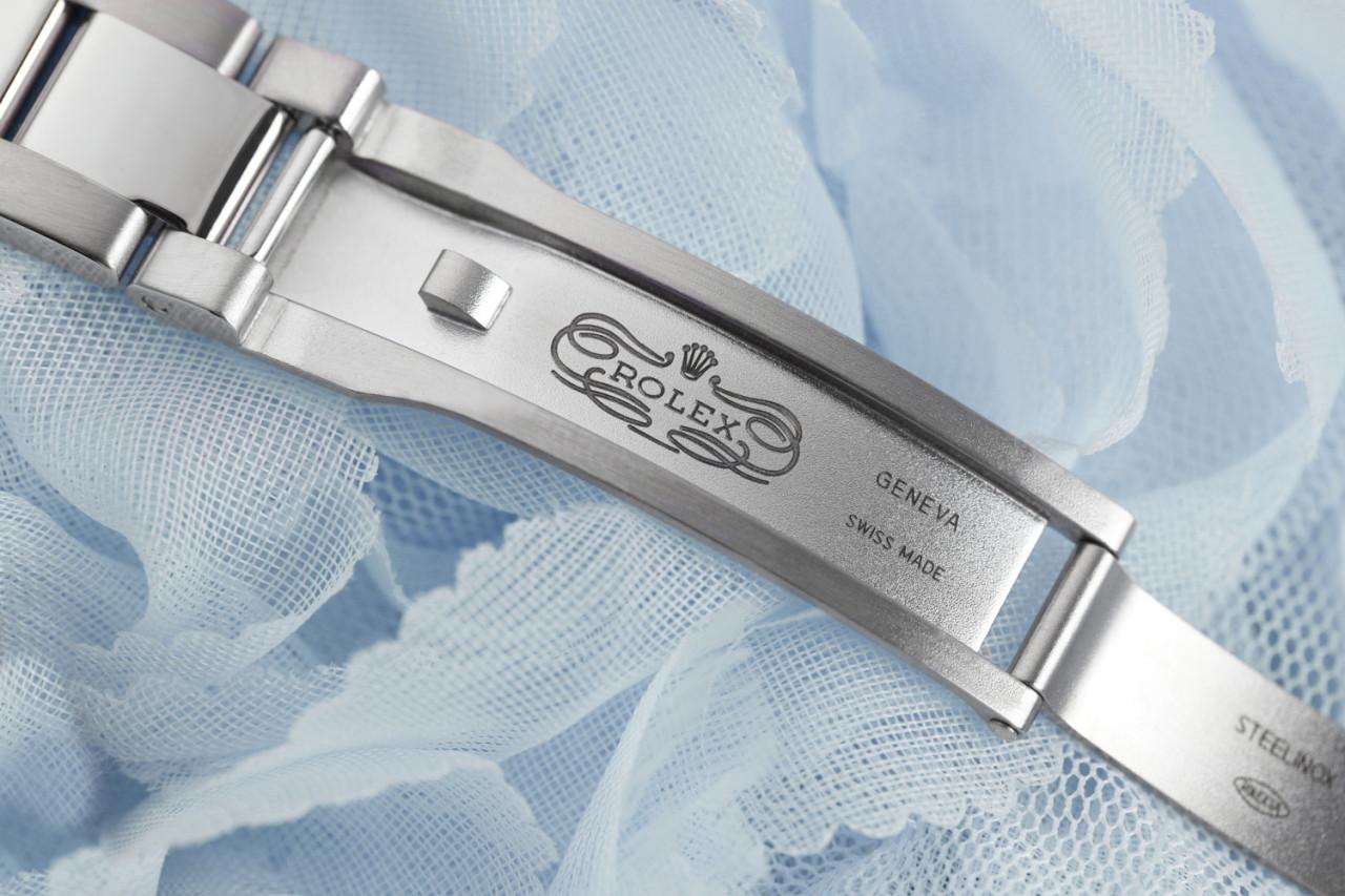 Rolex Montre Lady-Datejust 31 mm en acier inoxydable avec index bleu et lunette en diamants Excellent état - En vente à New York, NY
